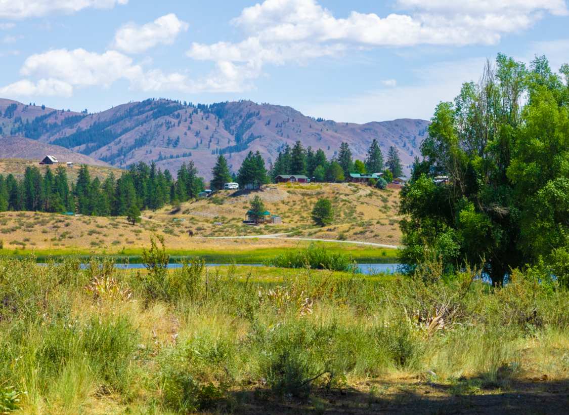 Big Twin Lake Resort