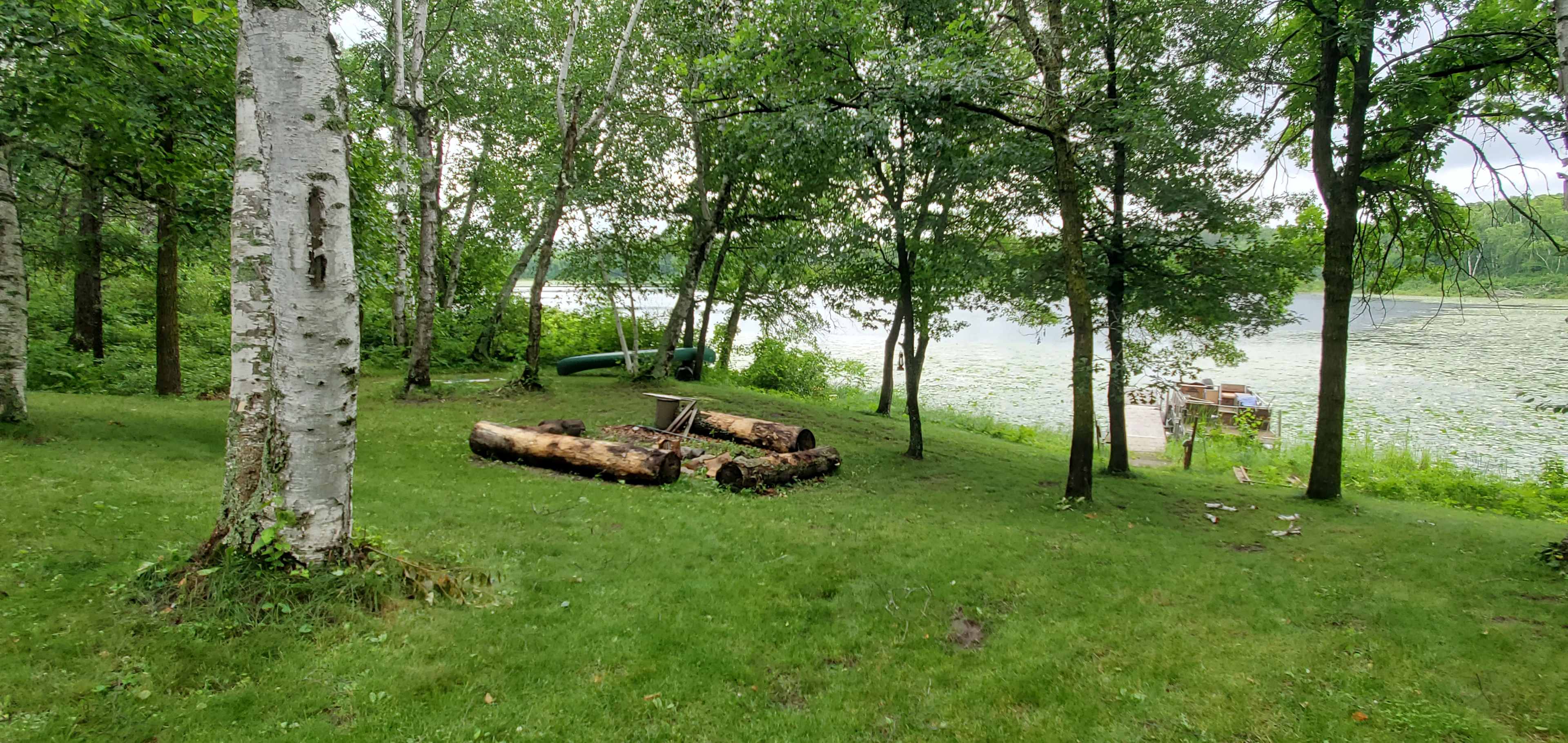 Paul’s Lakeside Cottage