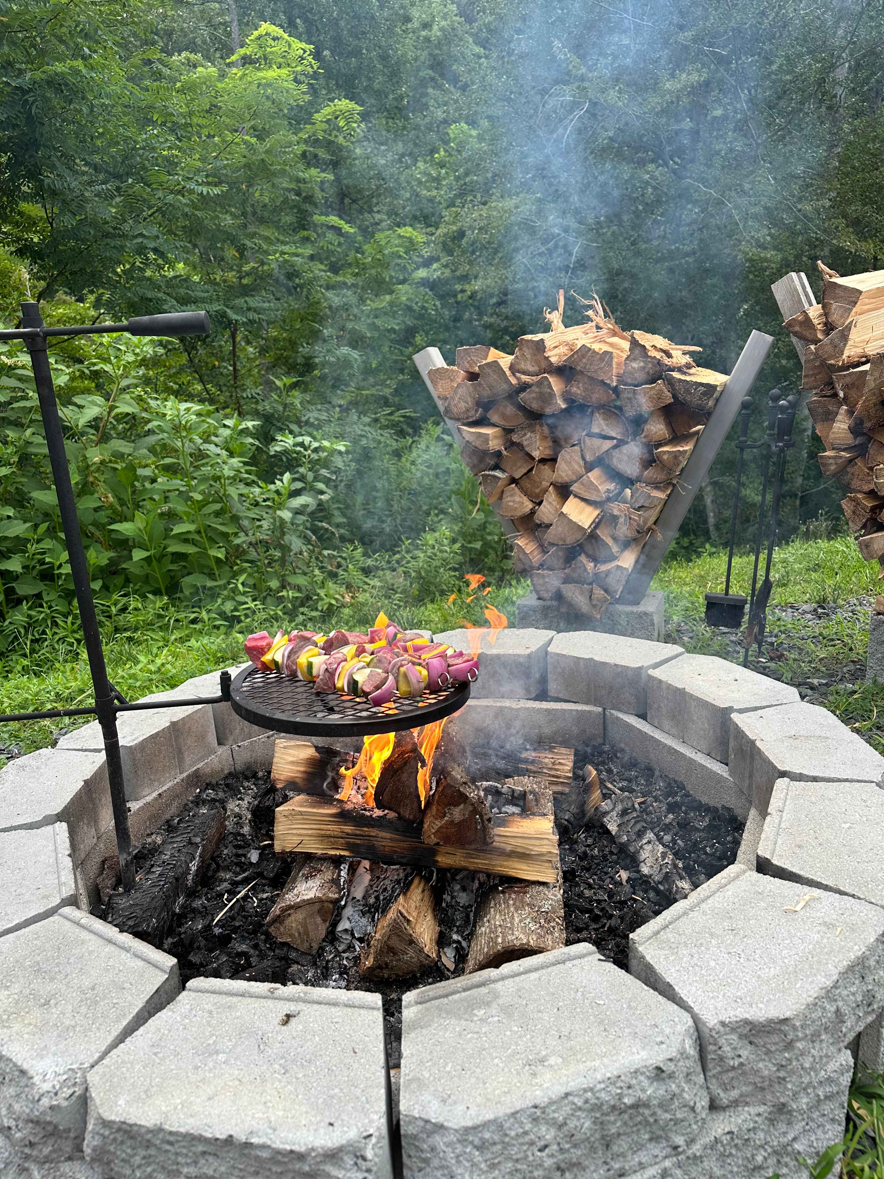 Romantic, hot tub, pet friendly