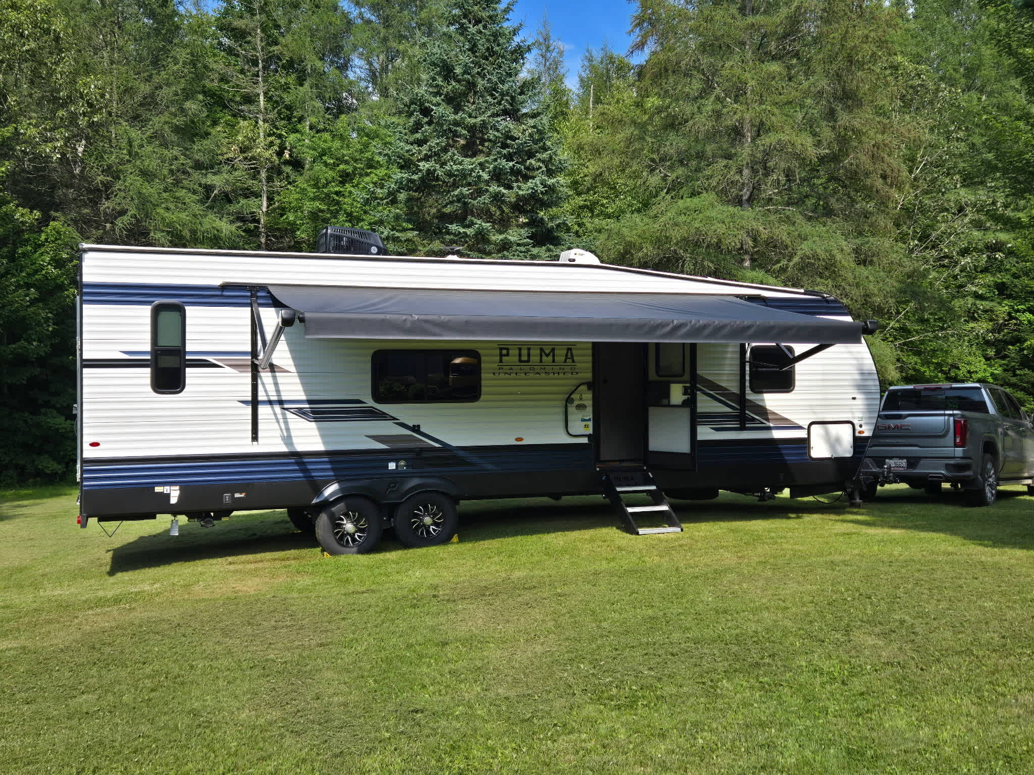 Rutledge Lake Retreat