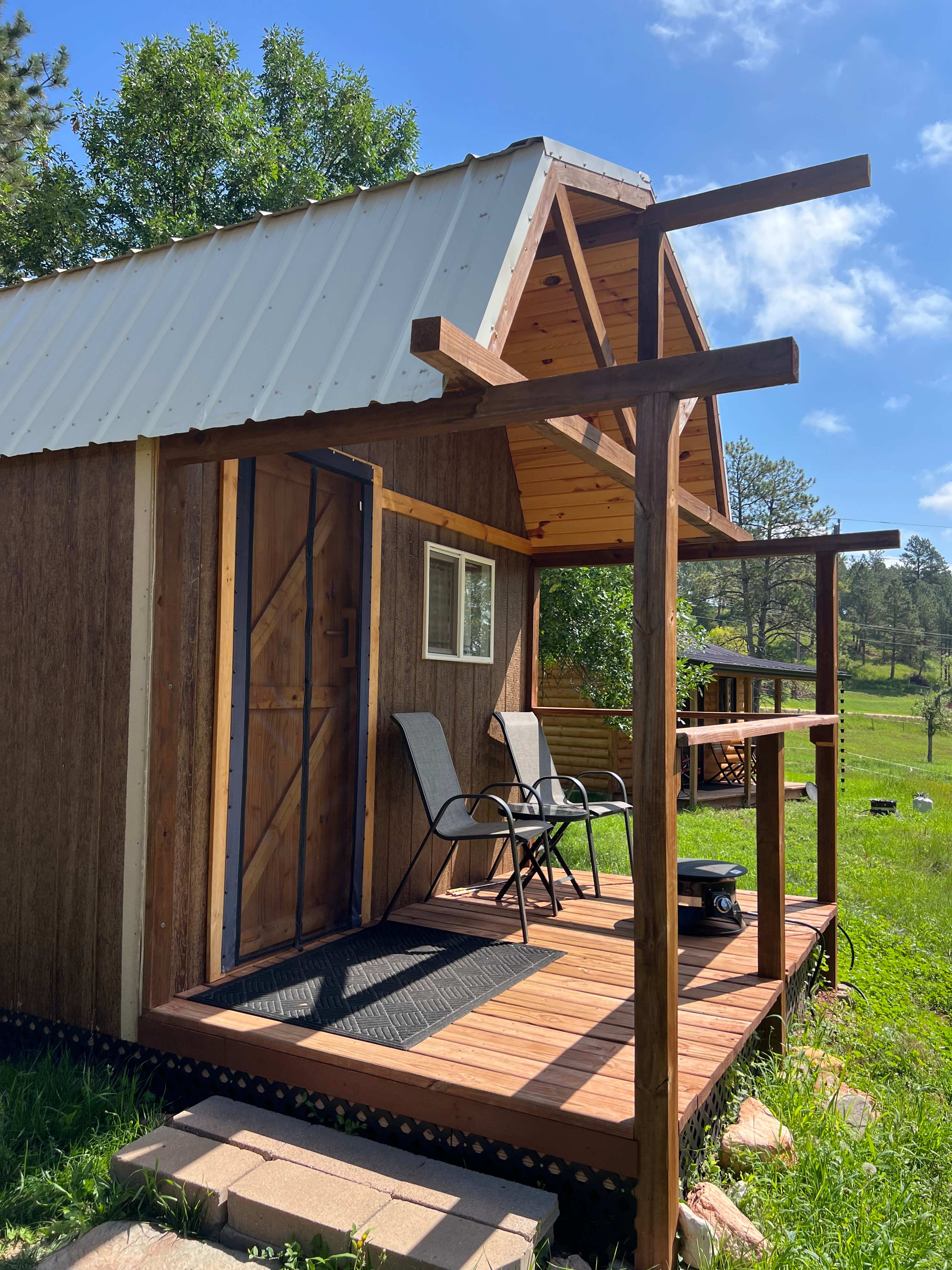 Bear Den Cabins & Camp