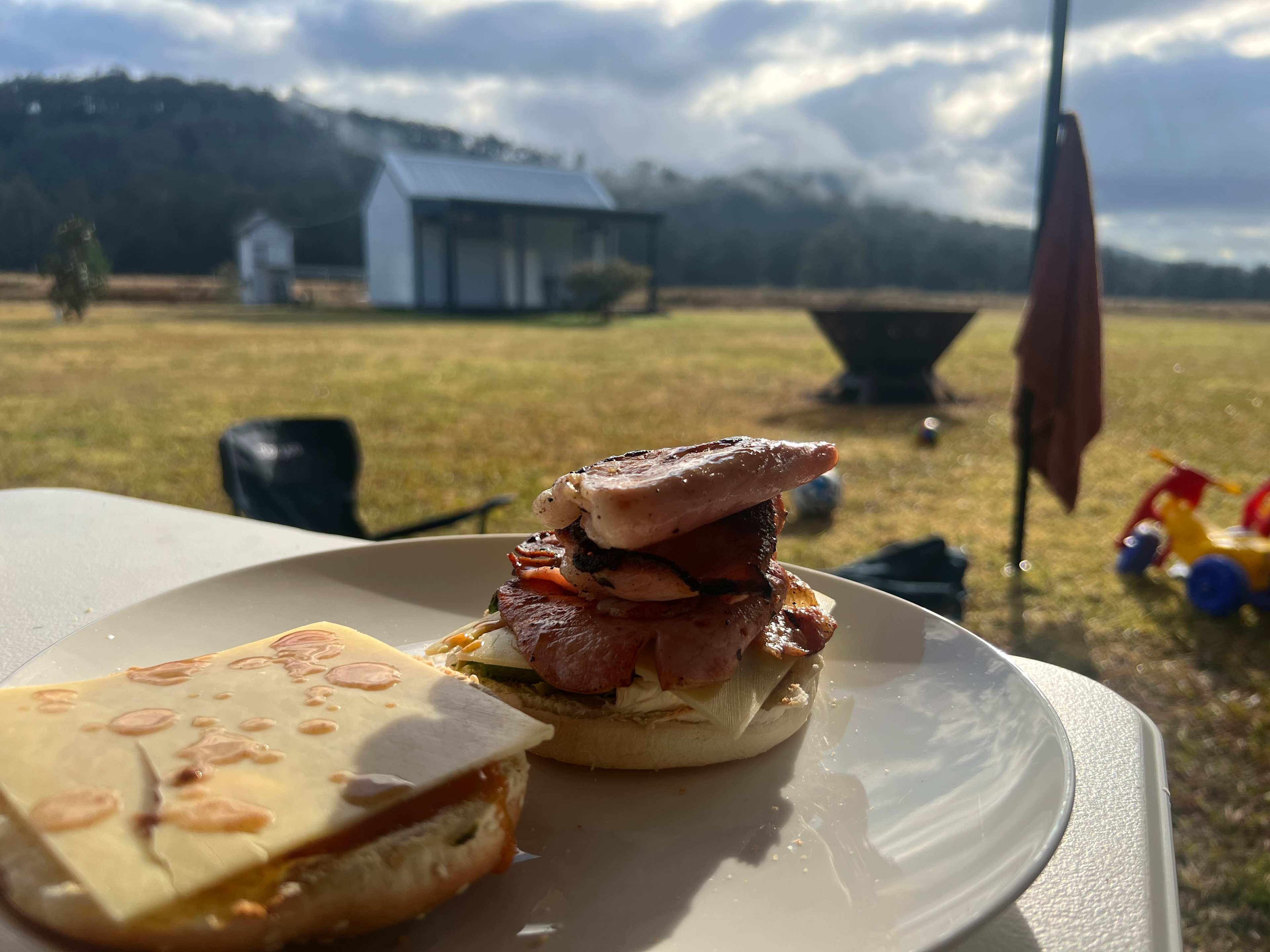 Hedley Hideaways - Thompson's camp