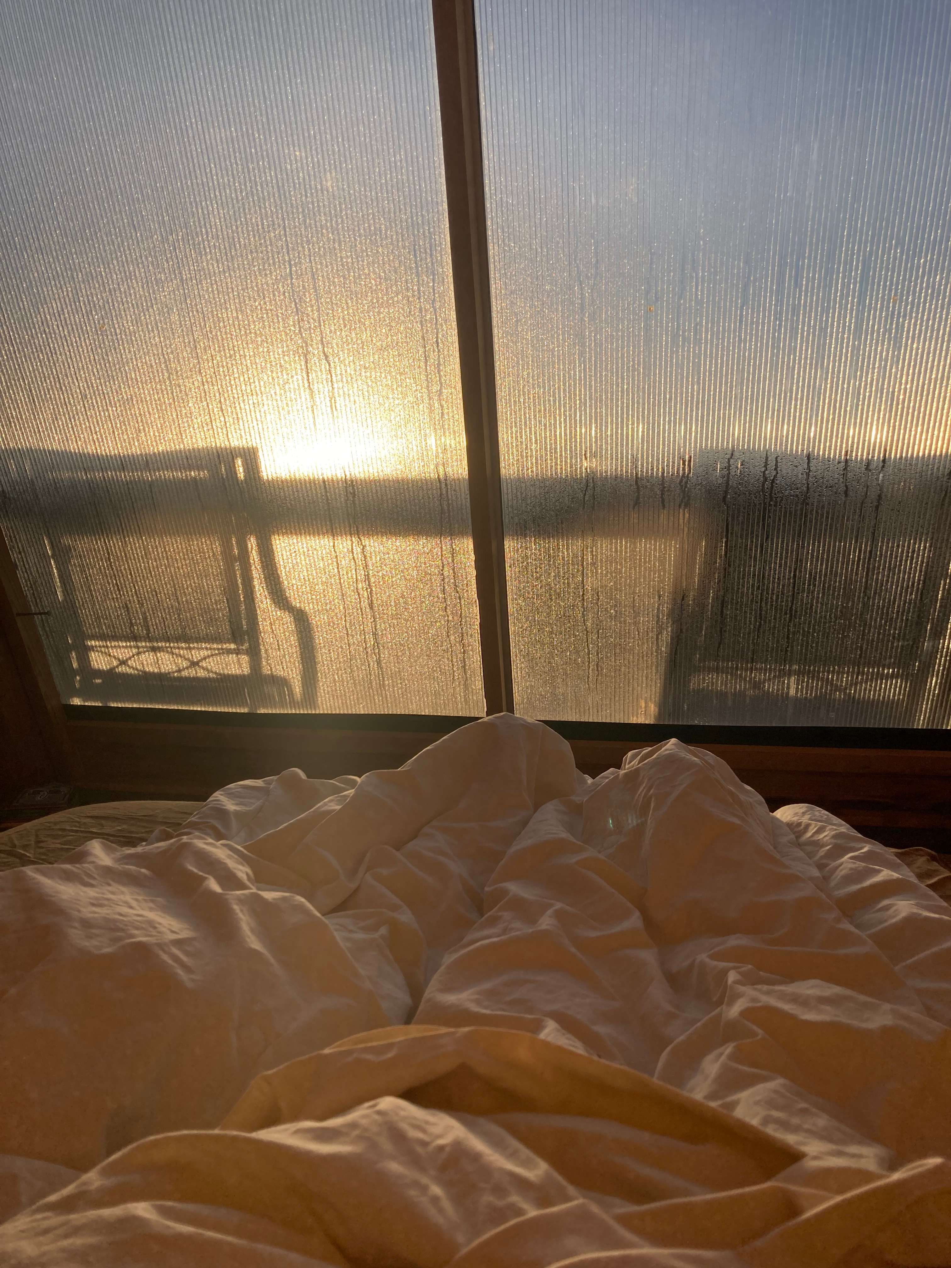 Waking up with the sunrise