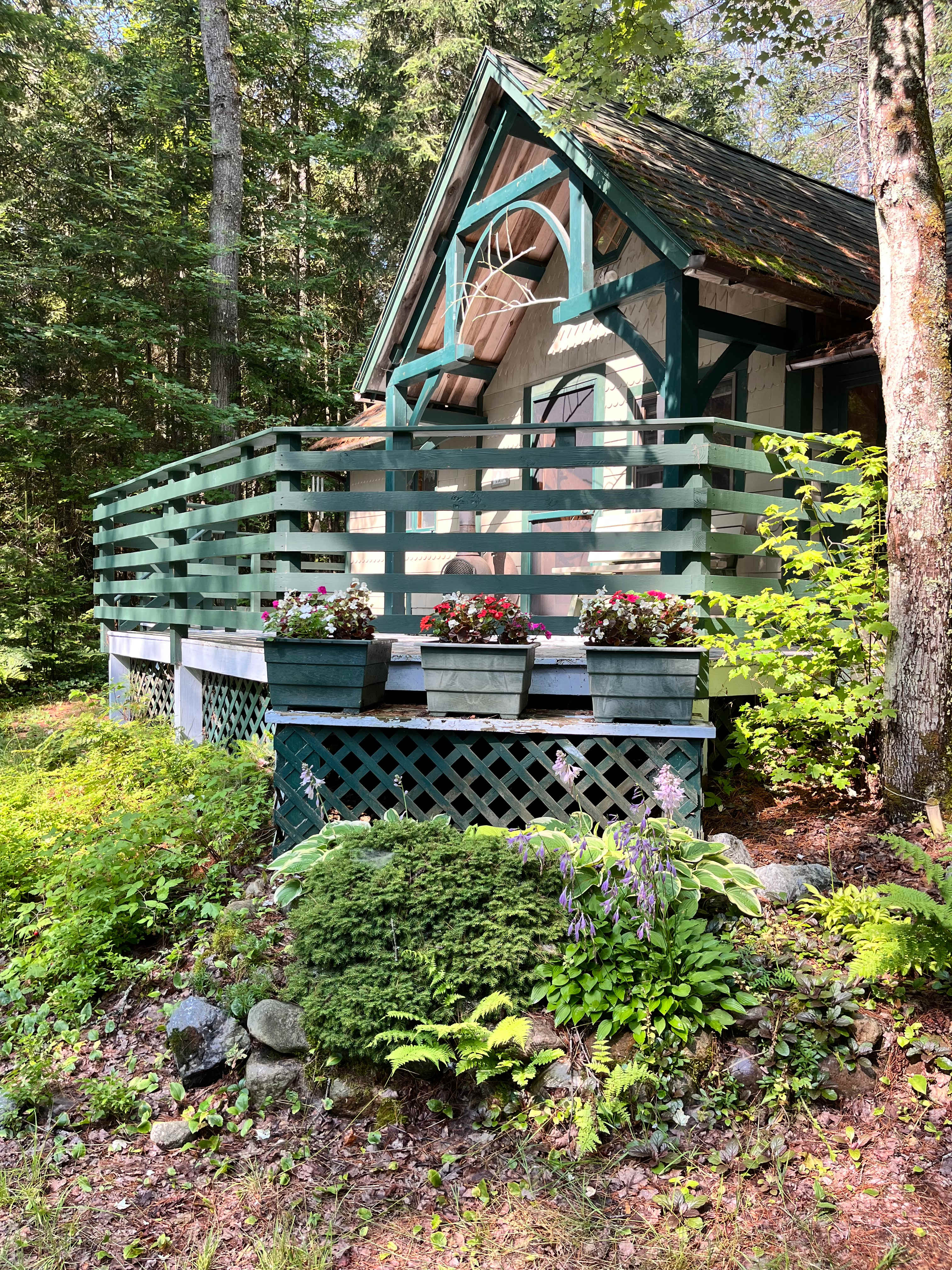 Pretty gardens and decl