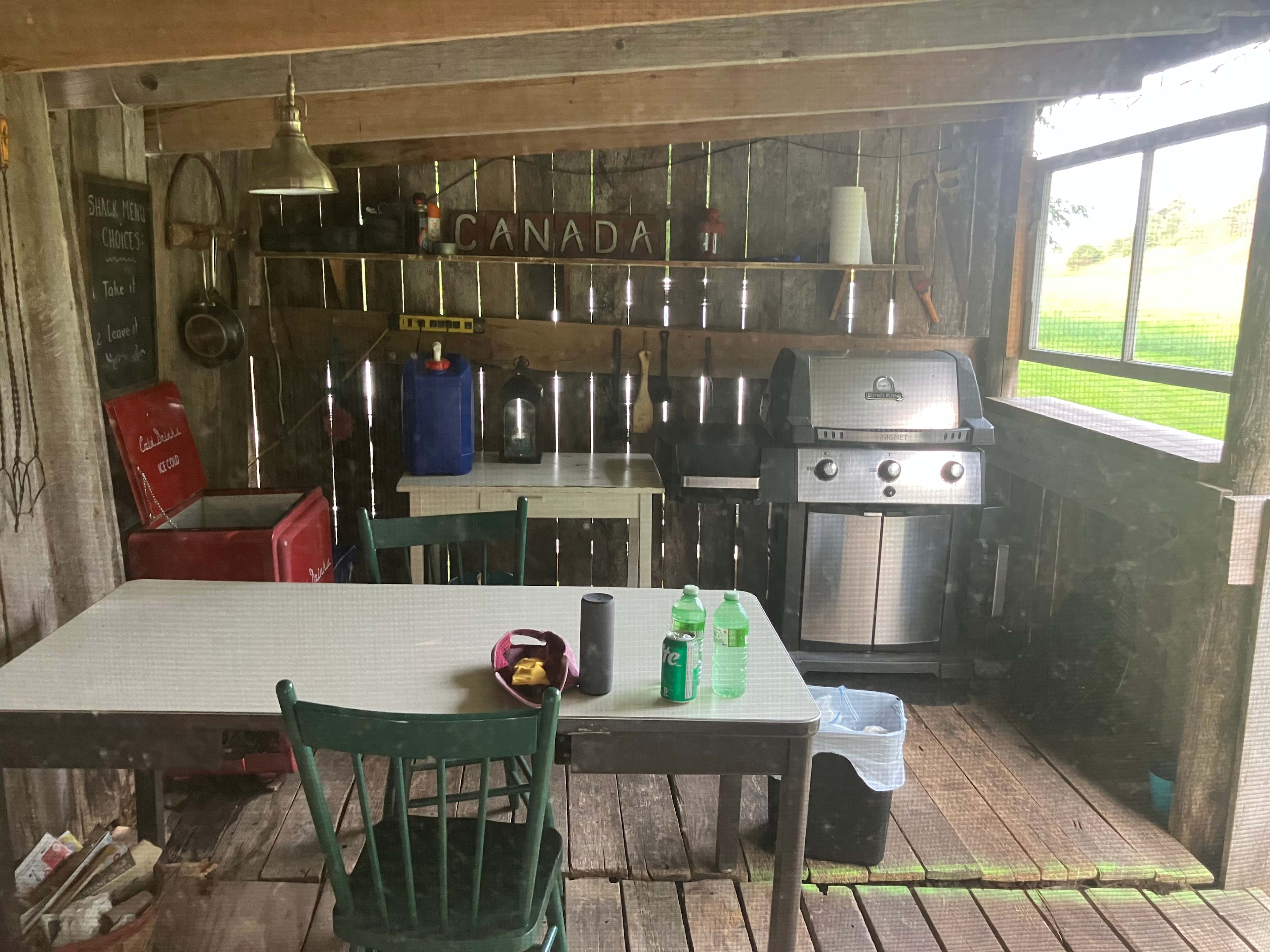 Lovely sheltered porch/ cooking area