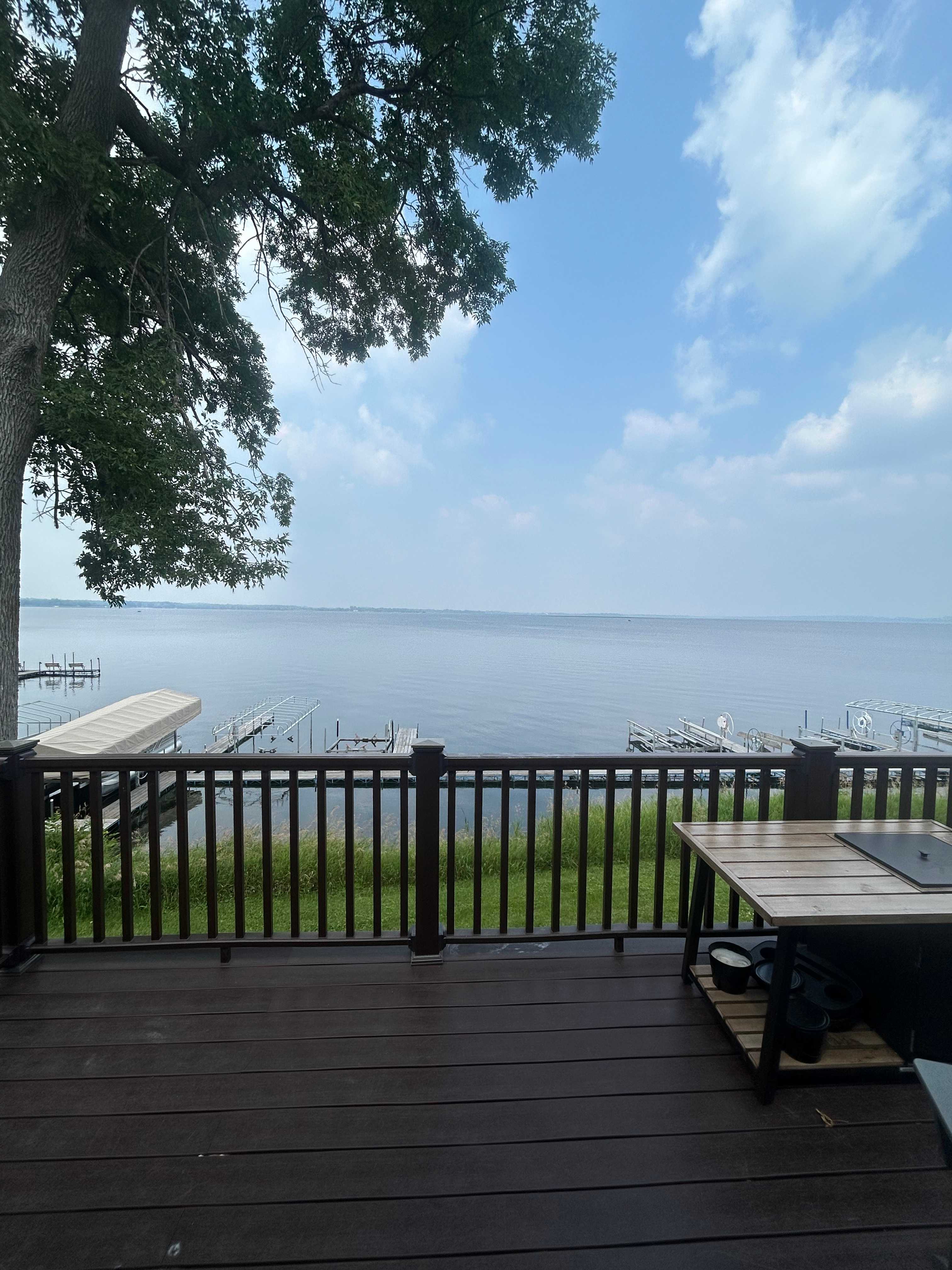 Walleye Retreat On Lake Osakis