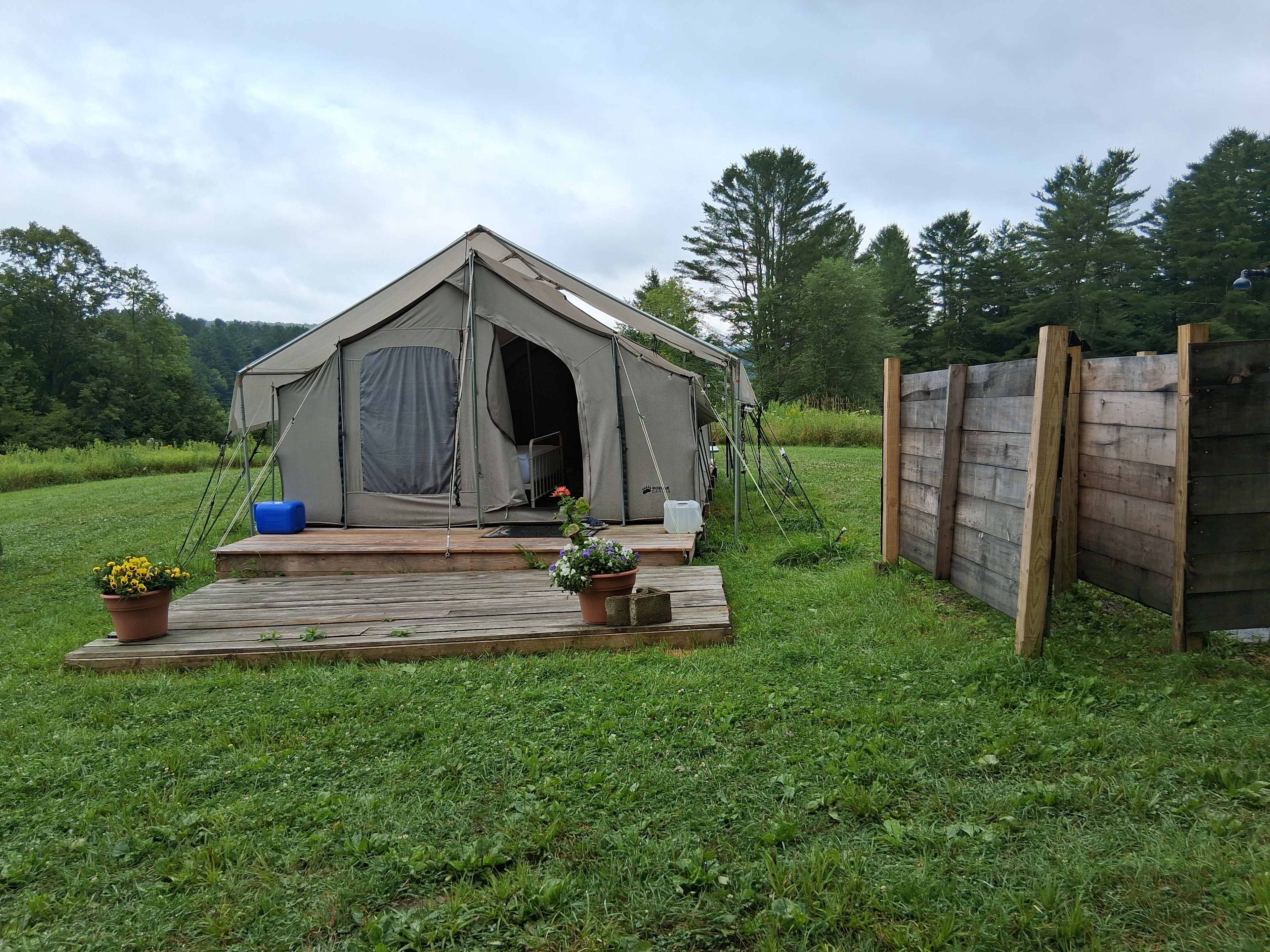 Sturdy set up