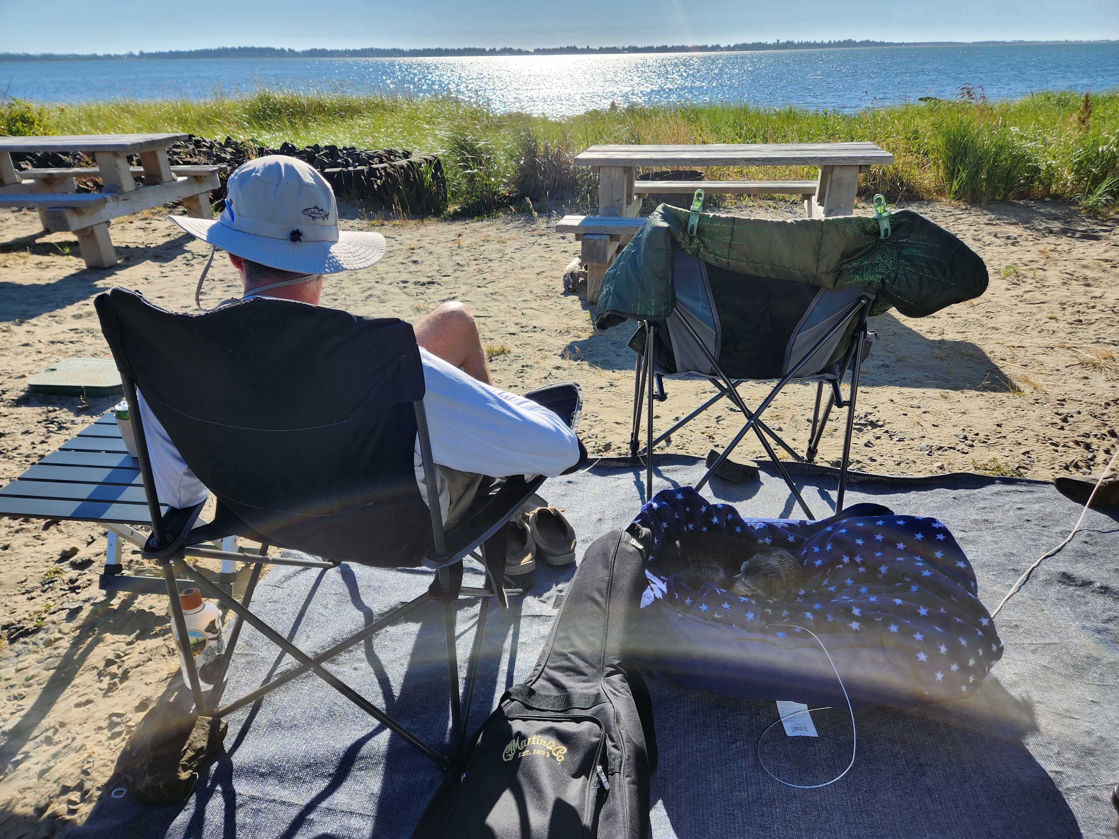 Unique Bay Front Camping - RV ONLY