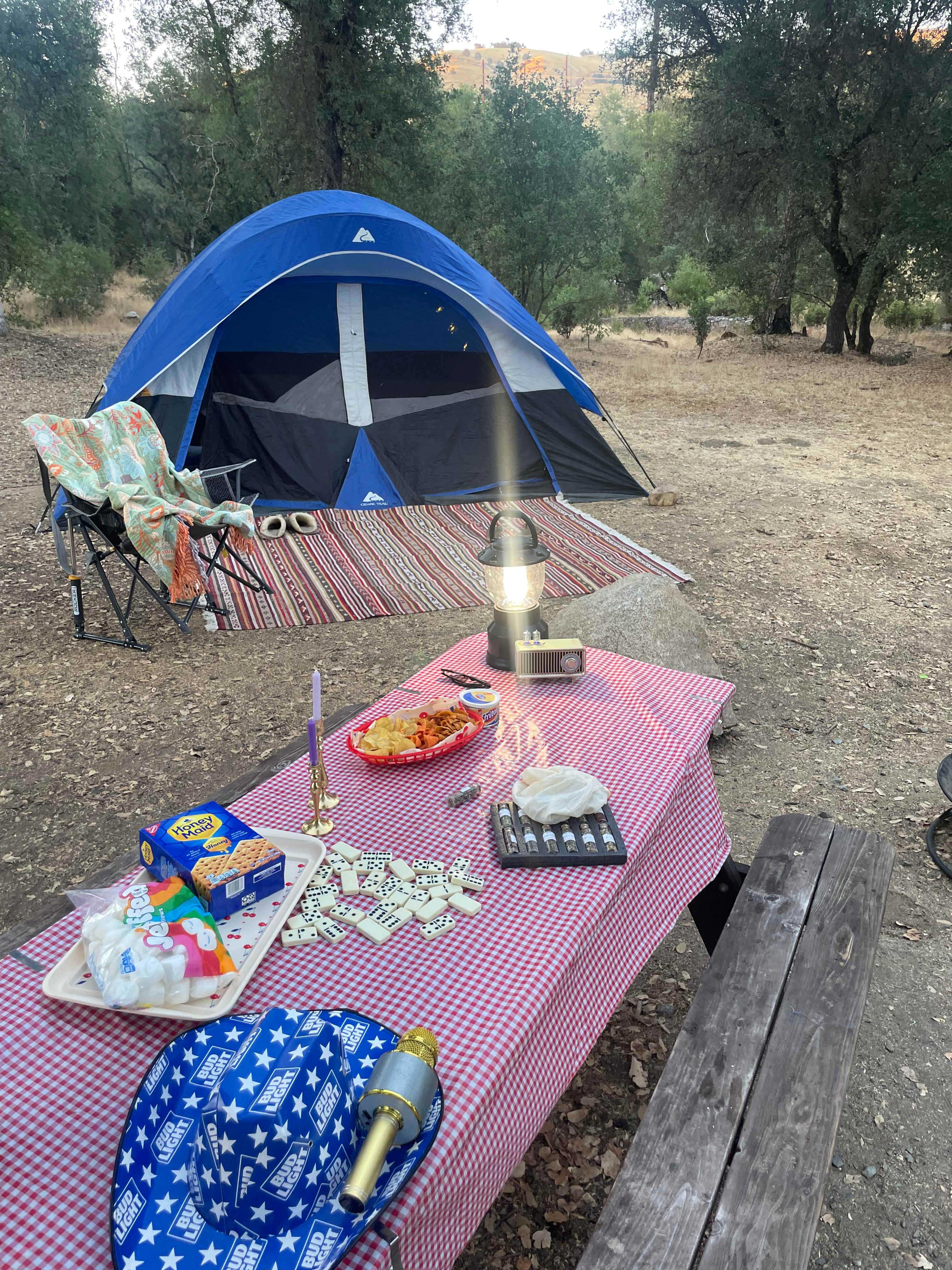 Manzanita Camping & Co