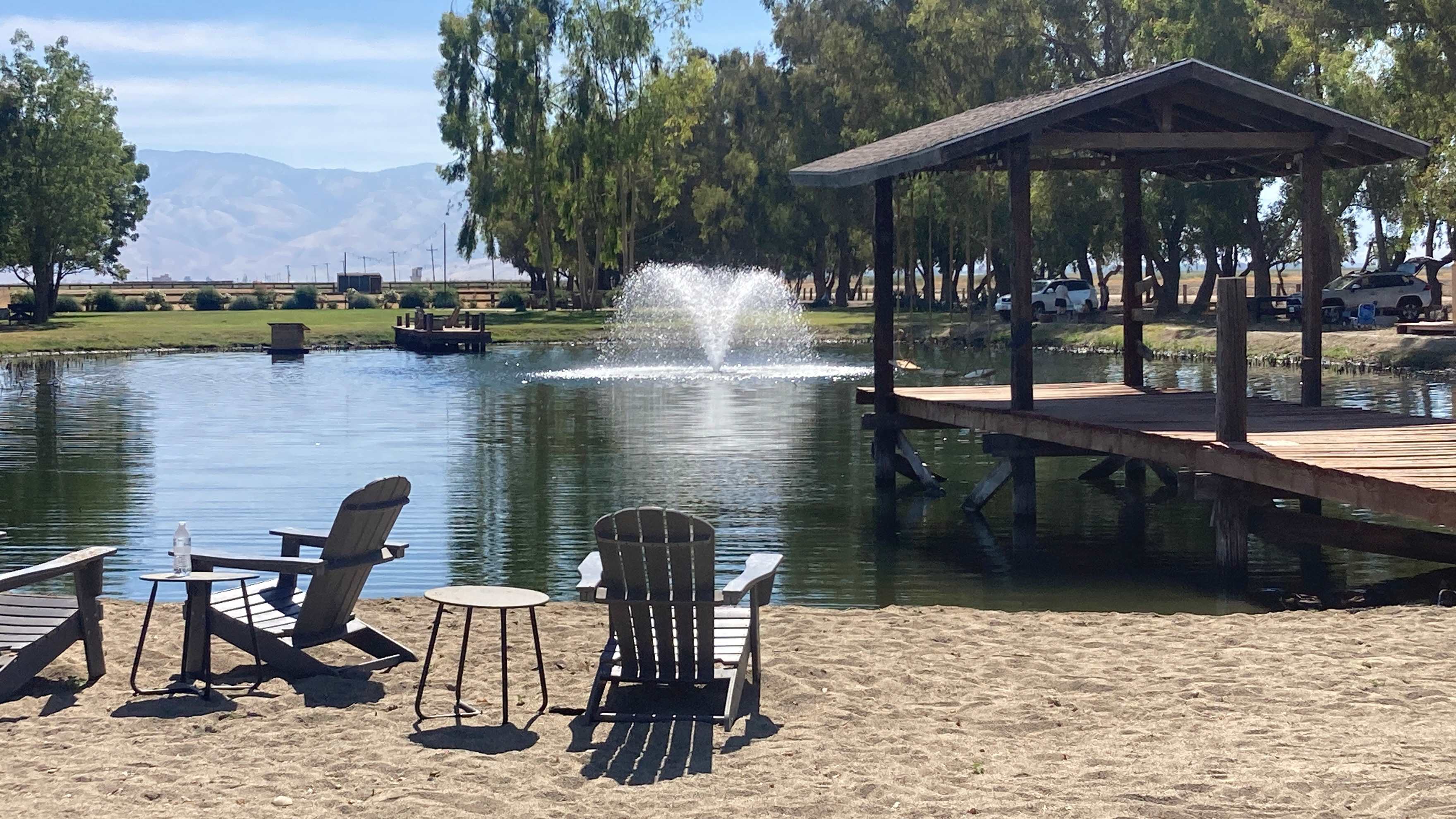 Bakersfield Farm Animals & Pond