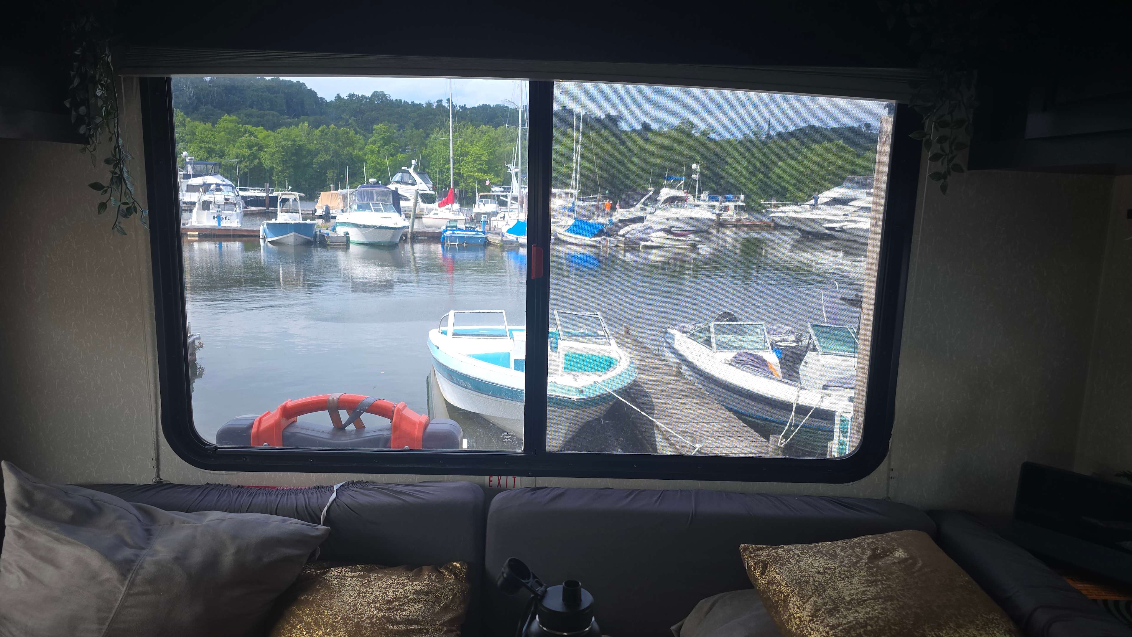 Waterfront Sites @ RondoutYachtBasi