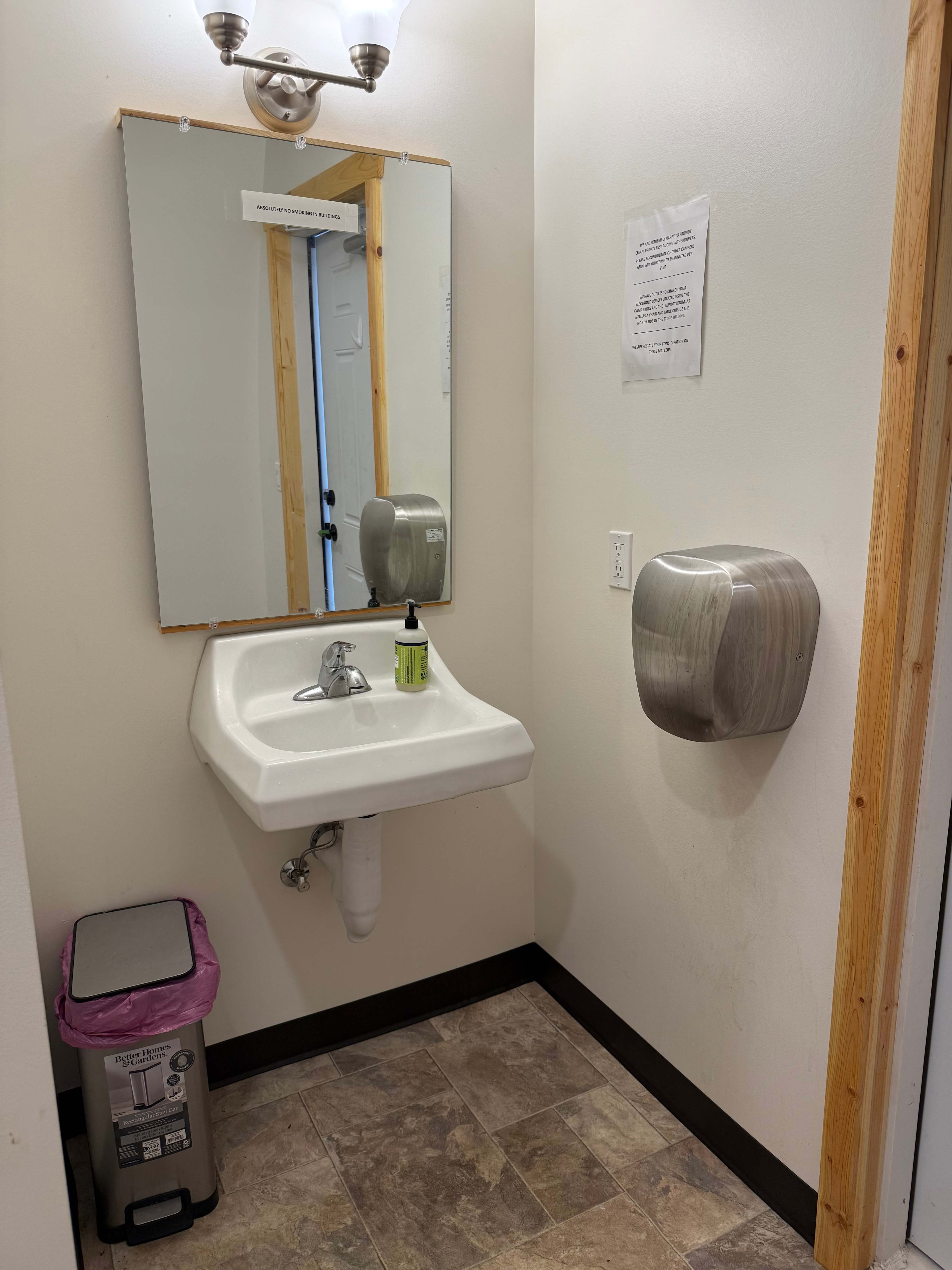 Island View Camp and RV Park