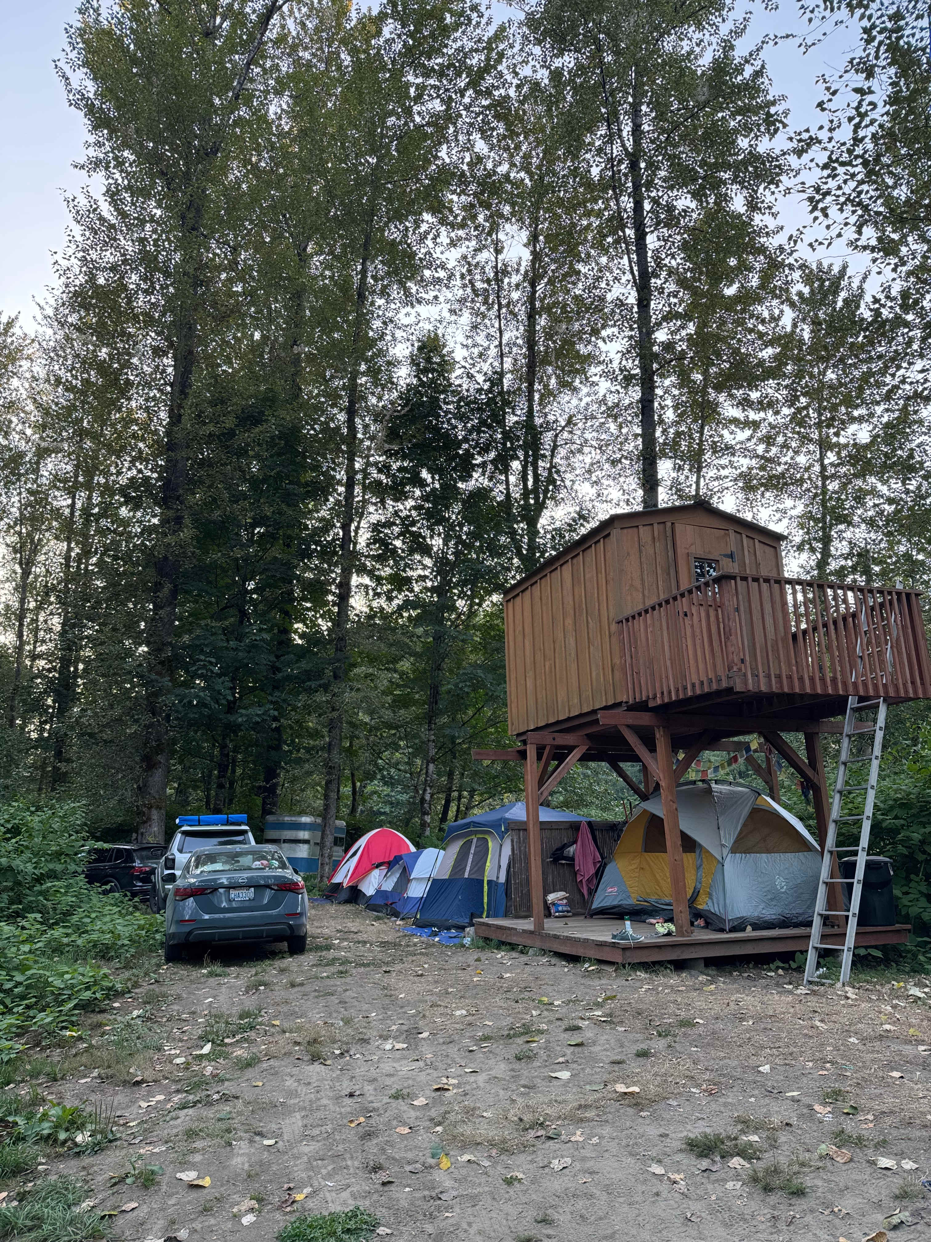 Riverfront Skykomish Camping 6+