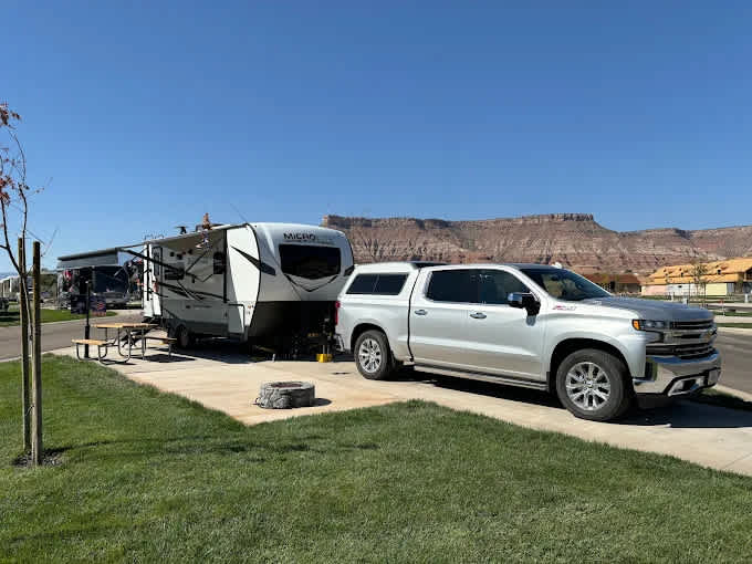 Zion White Bison Resort (RV)