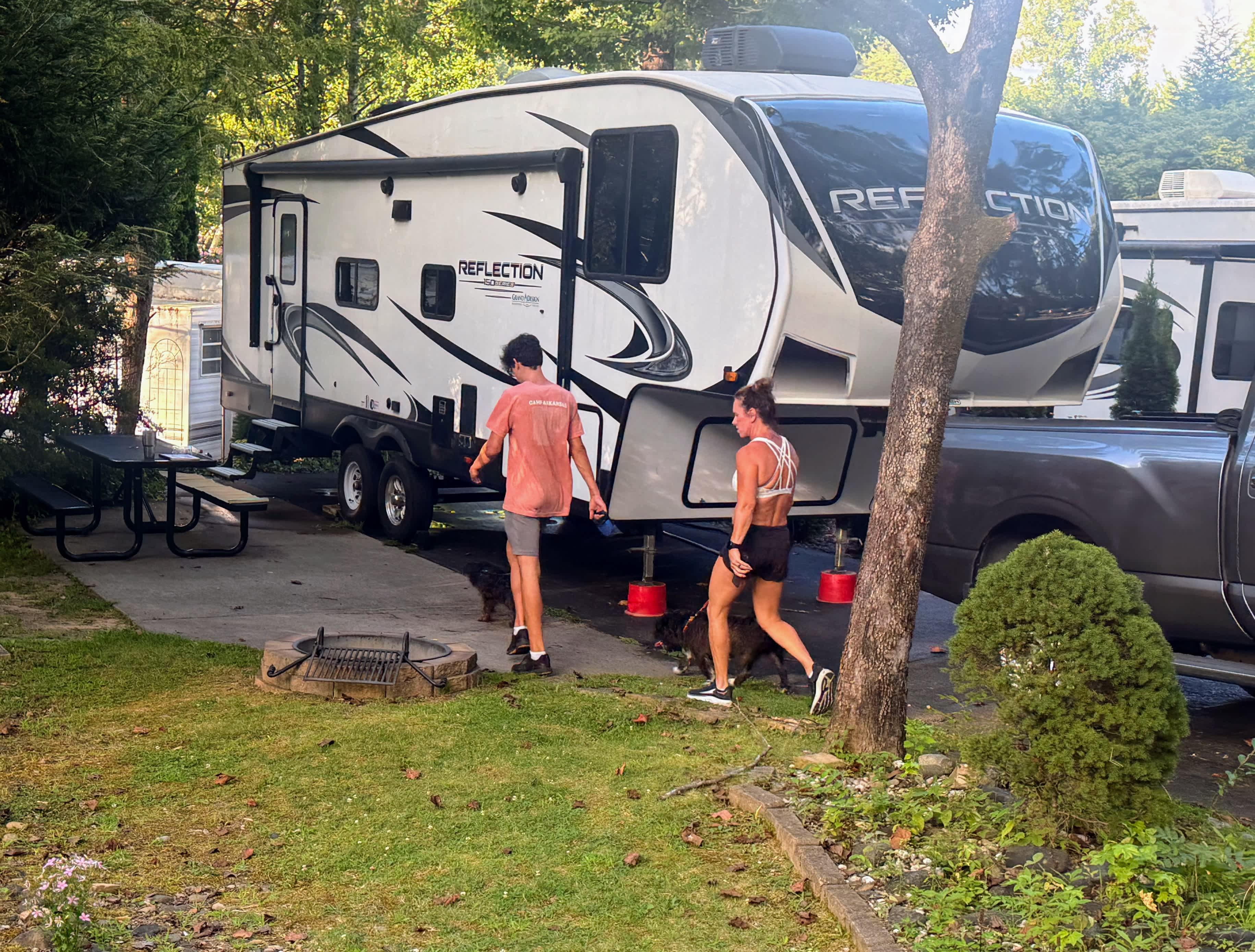 Crow's Landing RV Site Gatlinburg