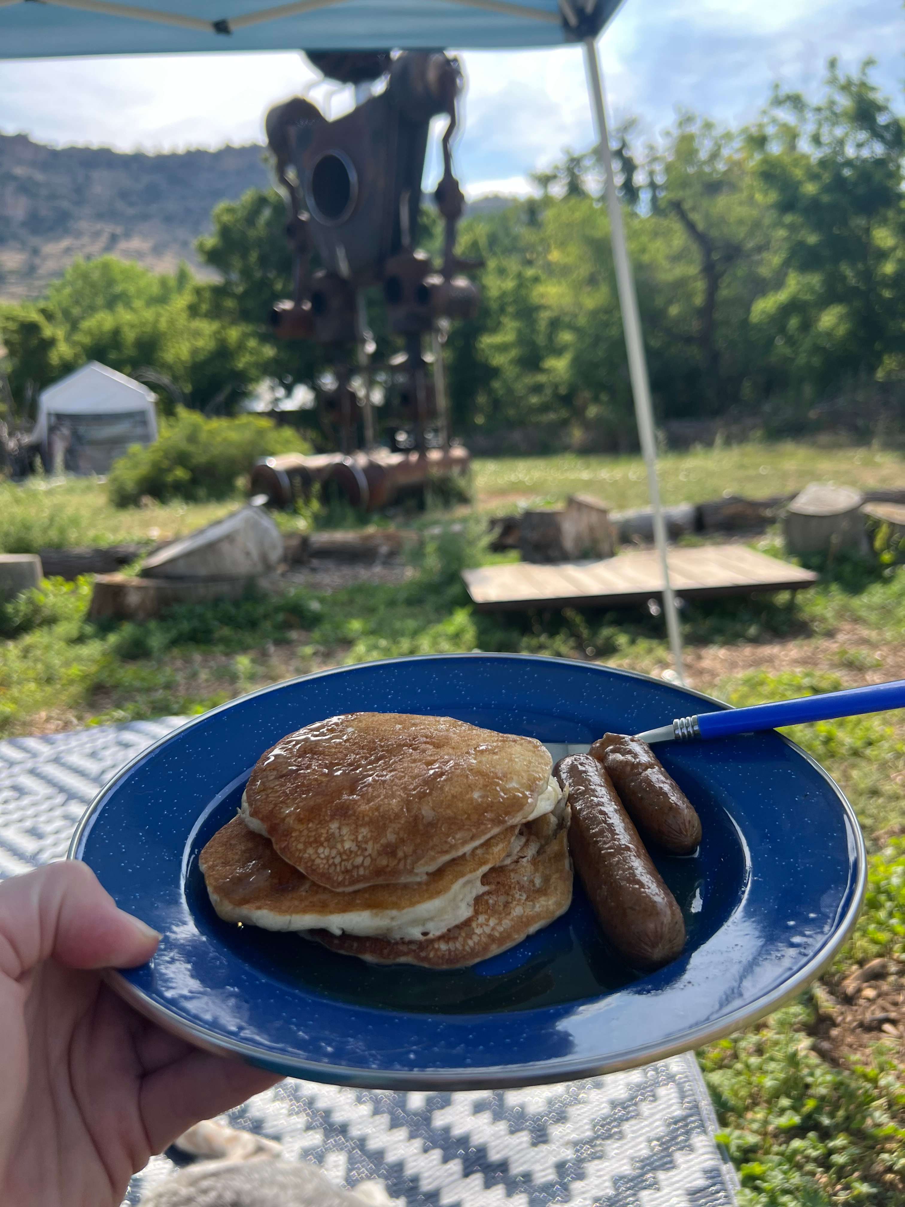 Red Rocks Glamping & RV Sites