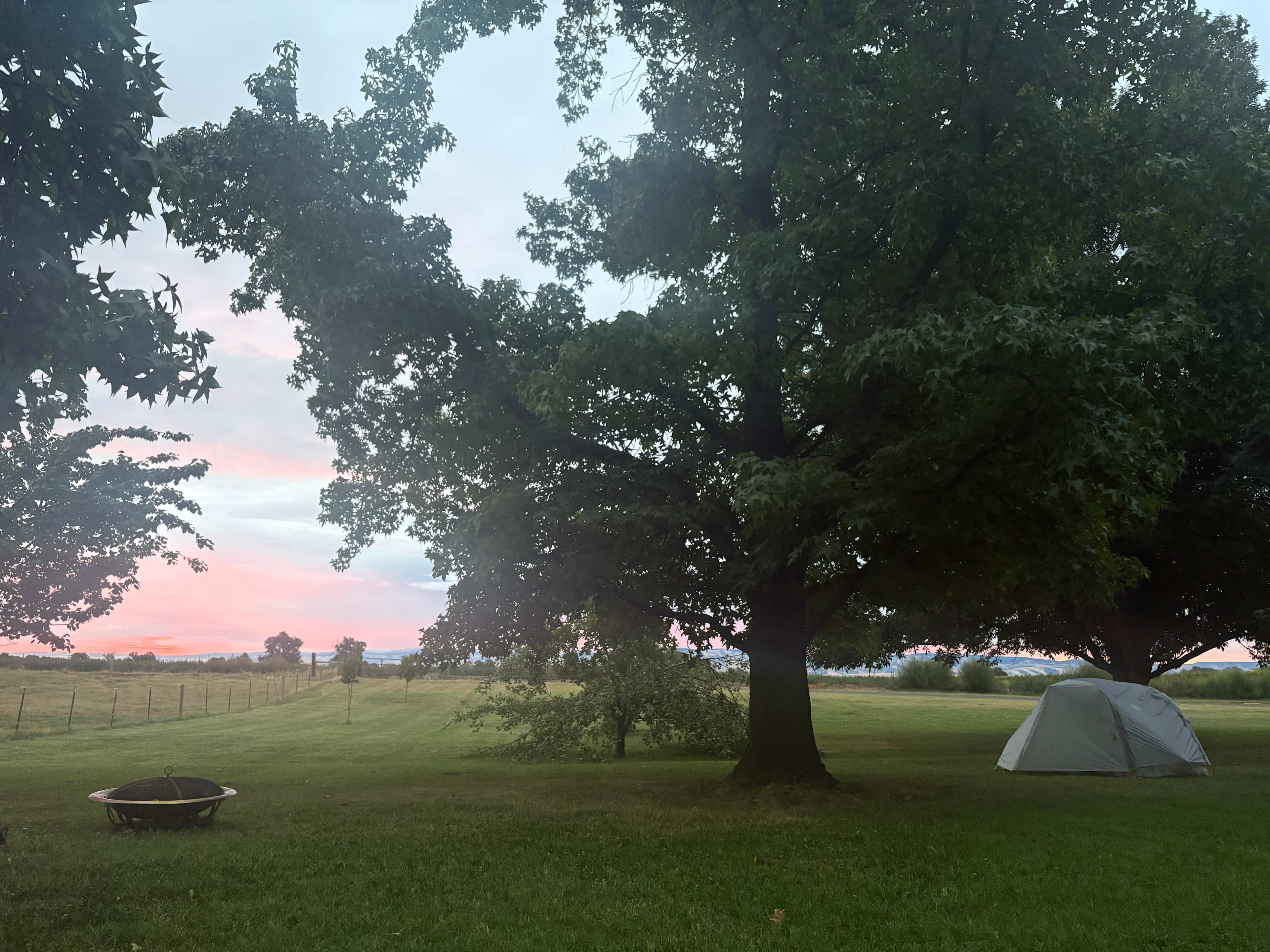 Peaceful park site in the trees!