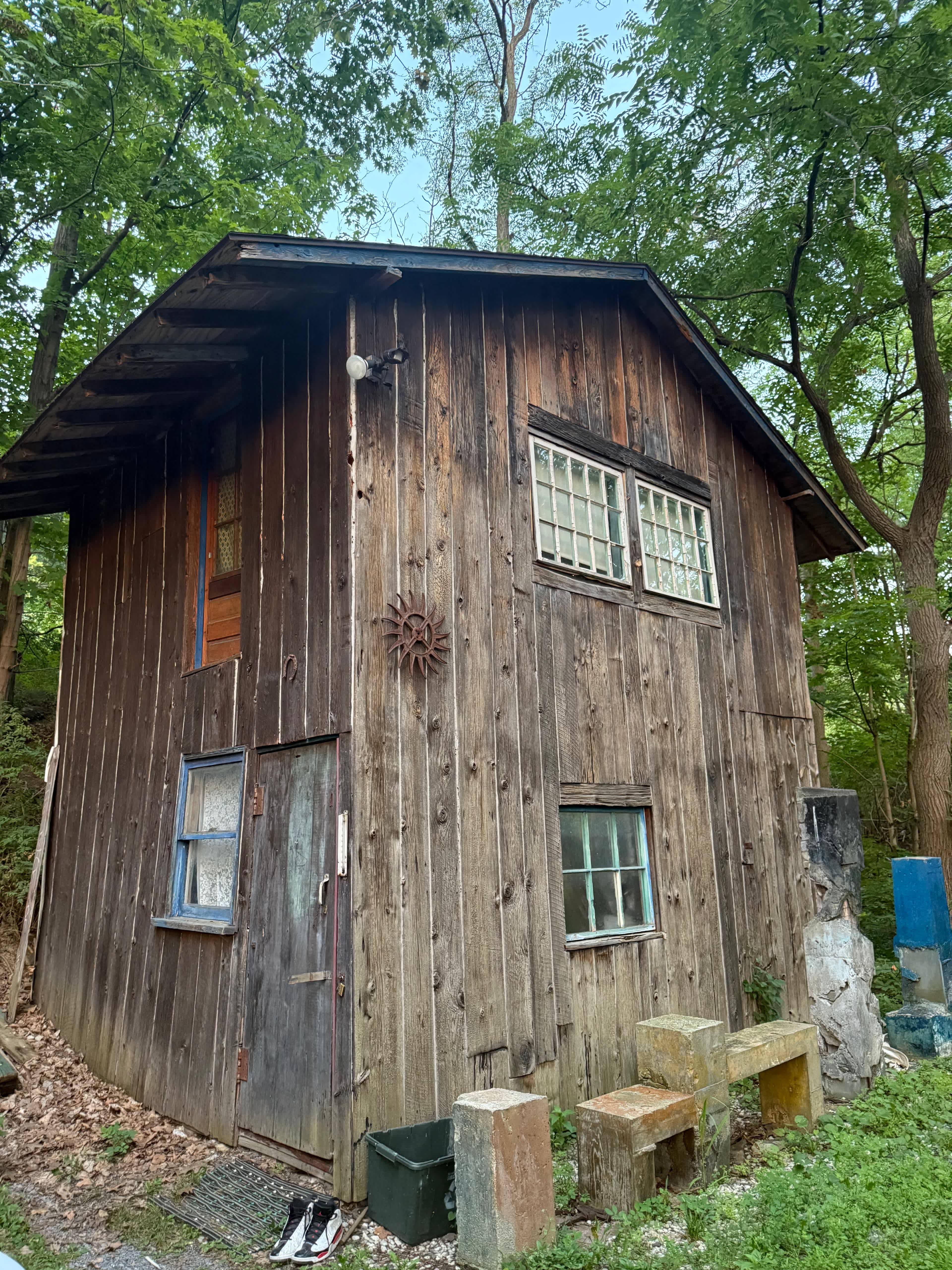 Rustic Art Studio Cottage