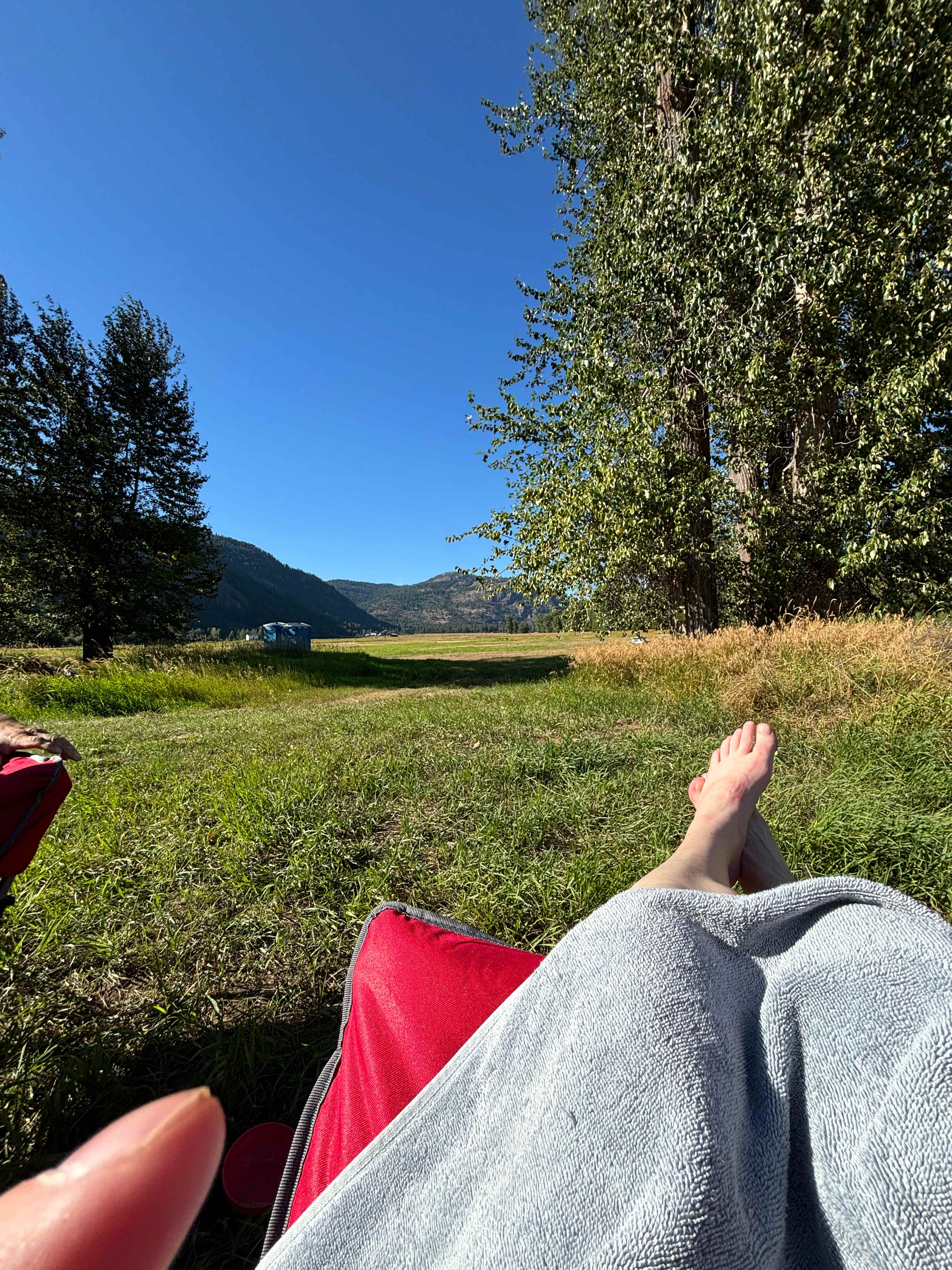 Hangin' Loose in Sicamous U Pick