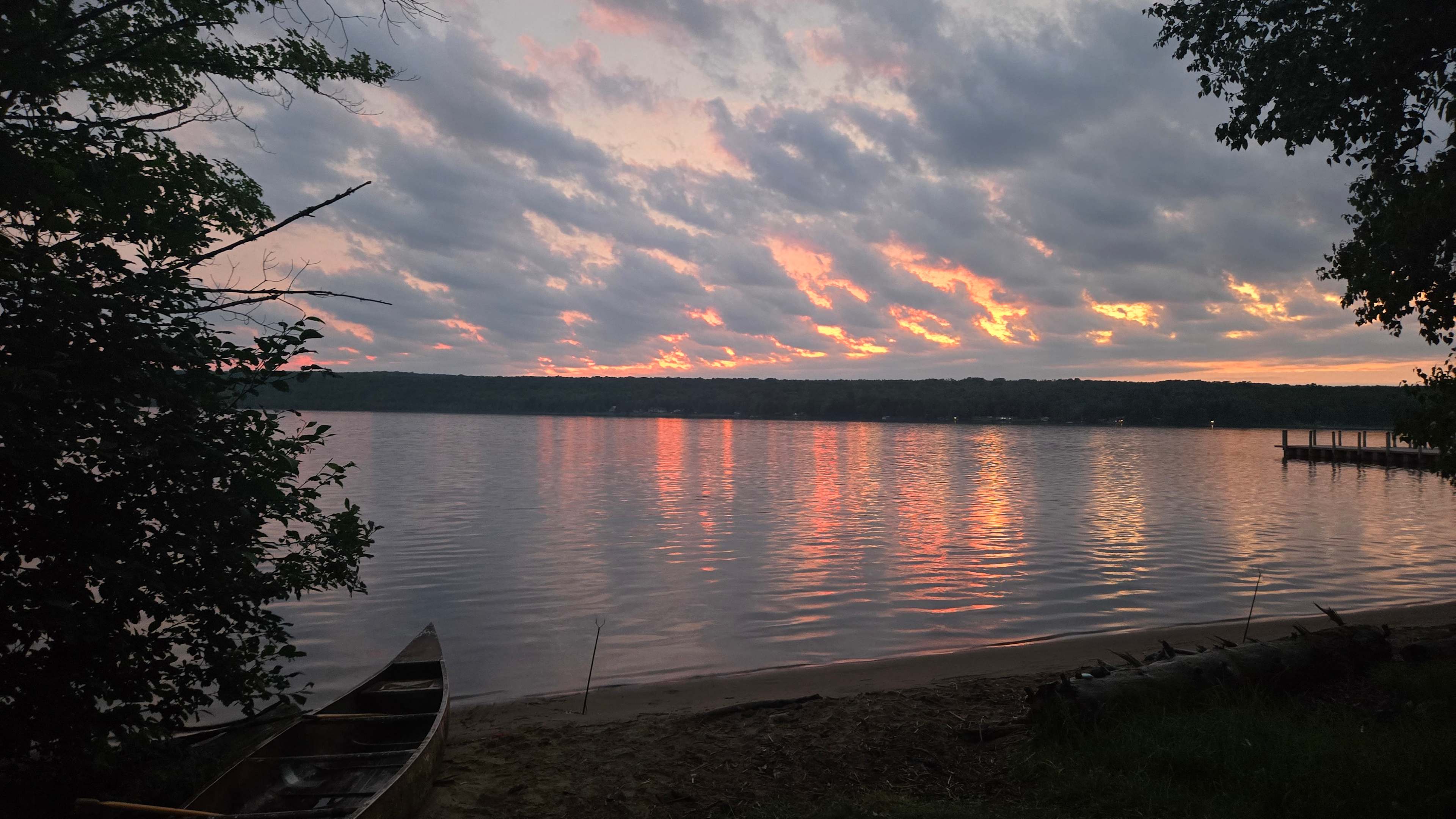 Private Wooded Camping on the Lake