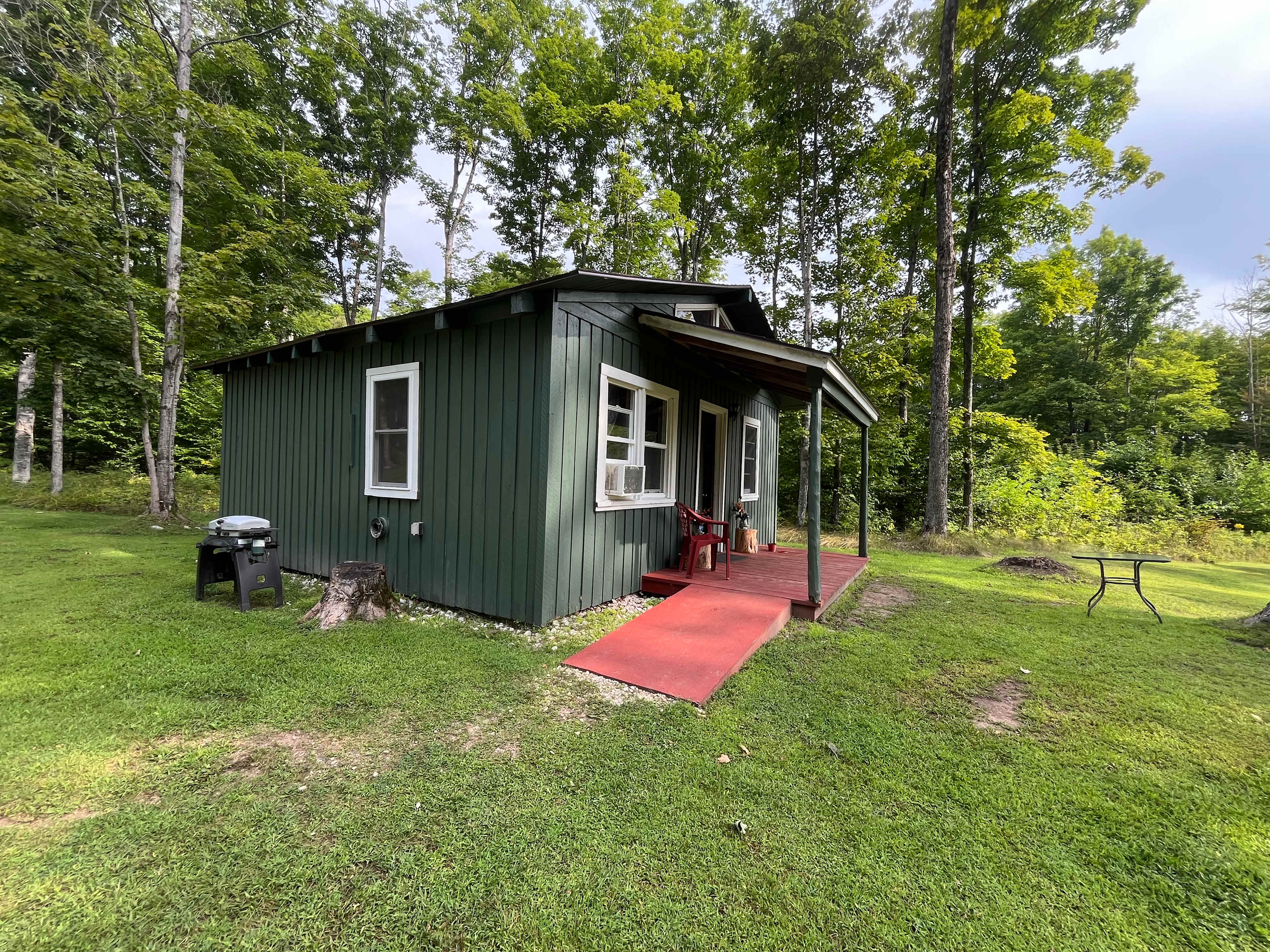 Elli's Lazy Days Resort & Campground