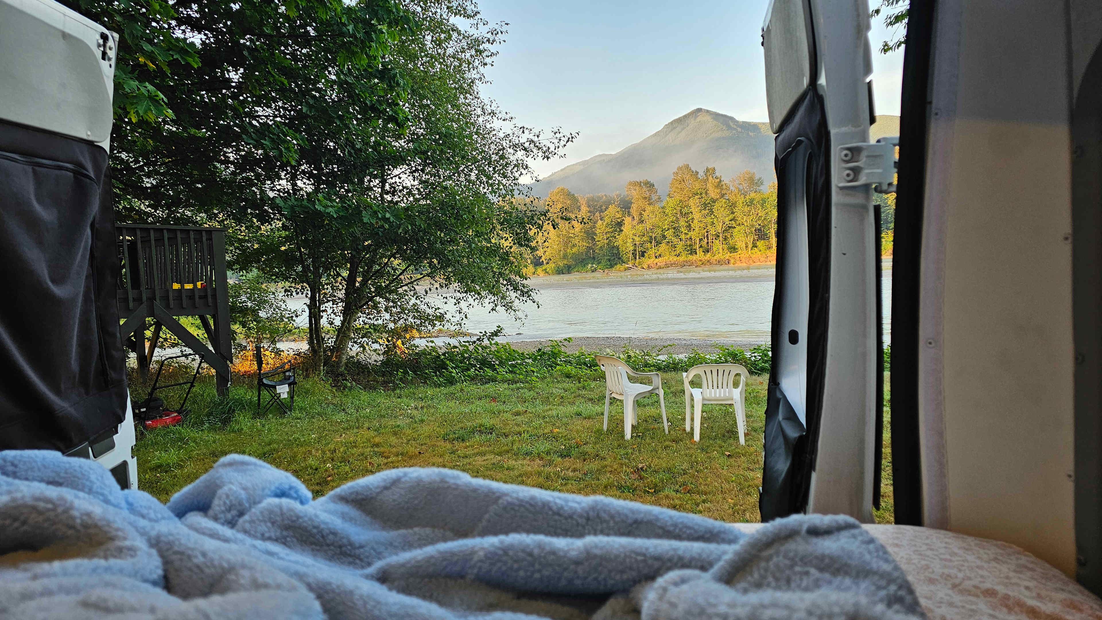 Skagit river camping and sauna