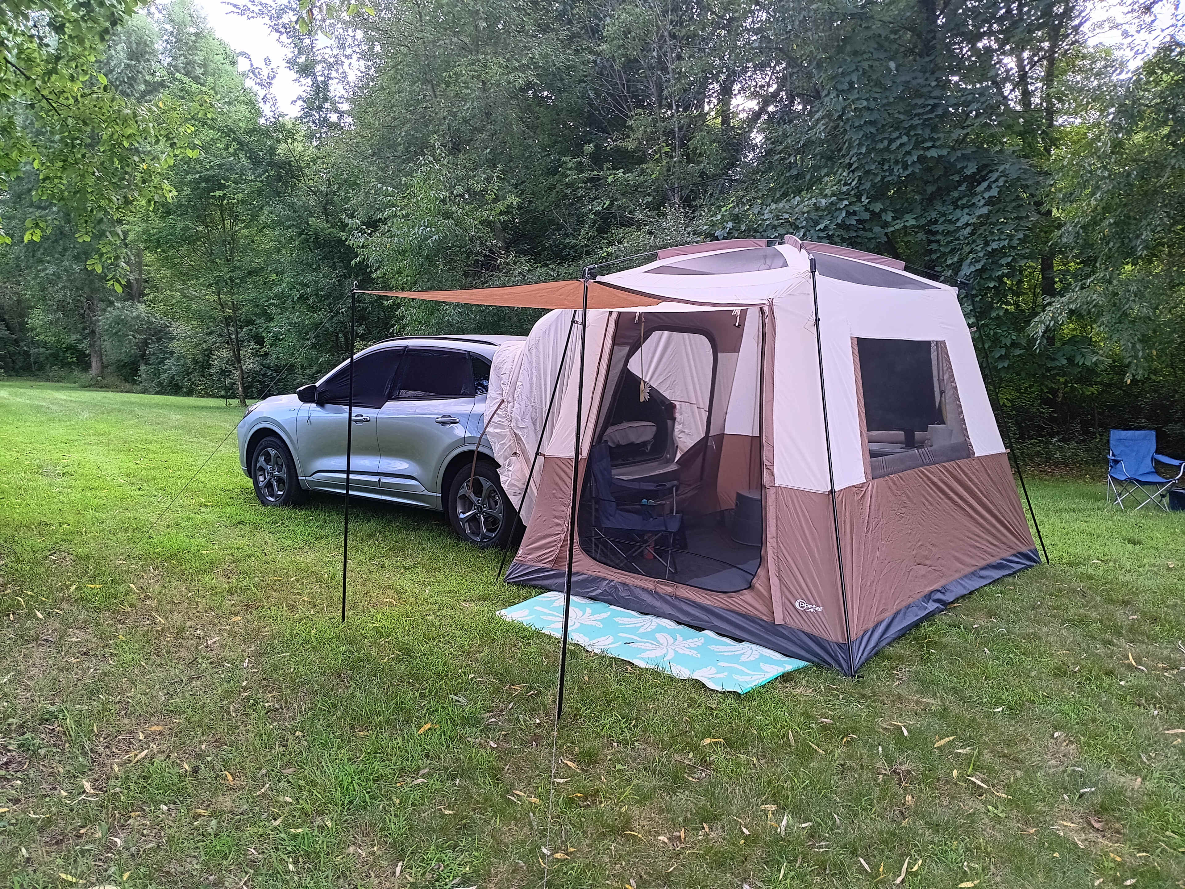 Tom and Julie's Place