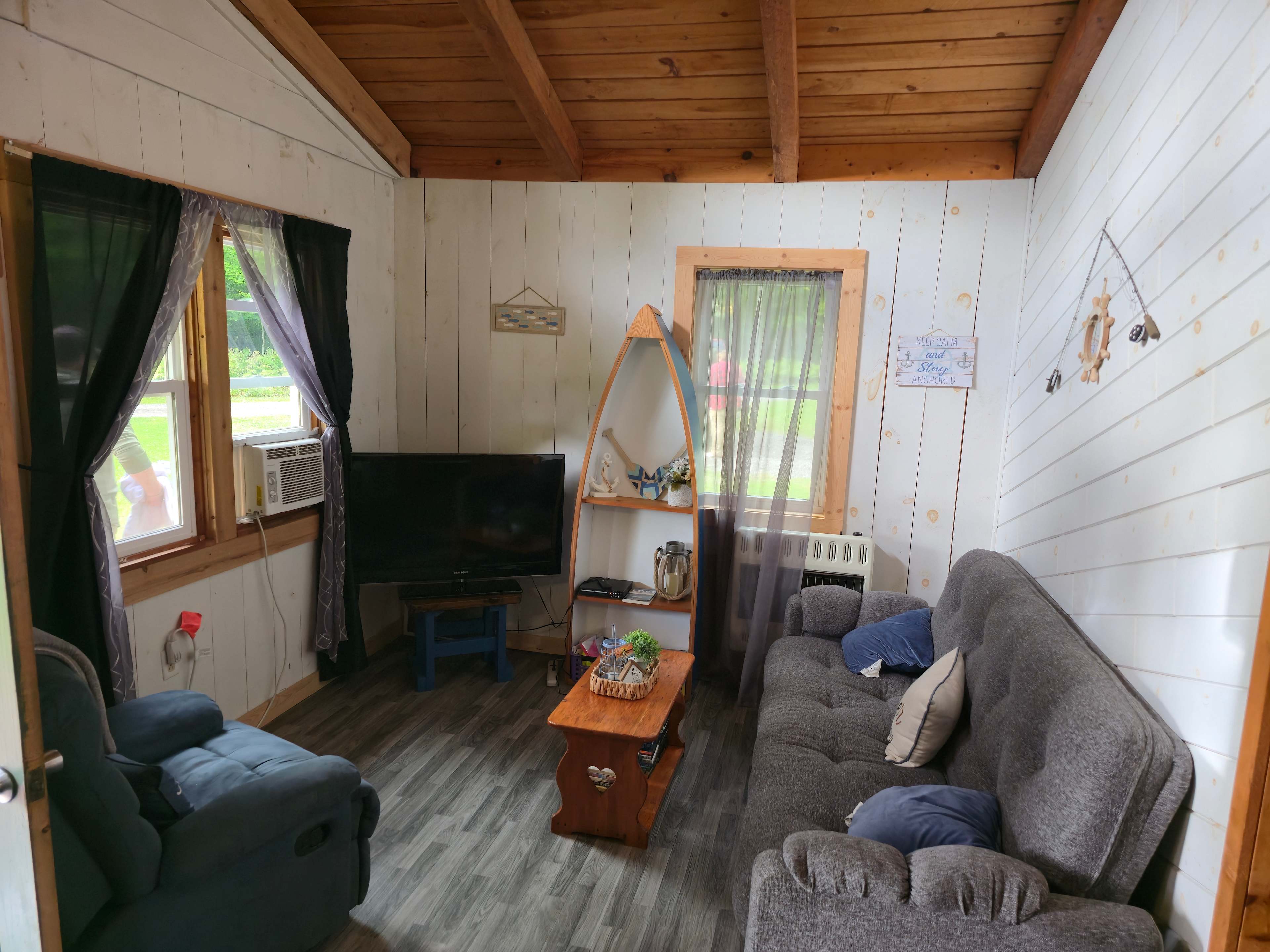 Elli's Lazy Days Resort & Campground