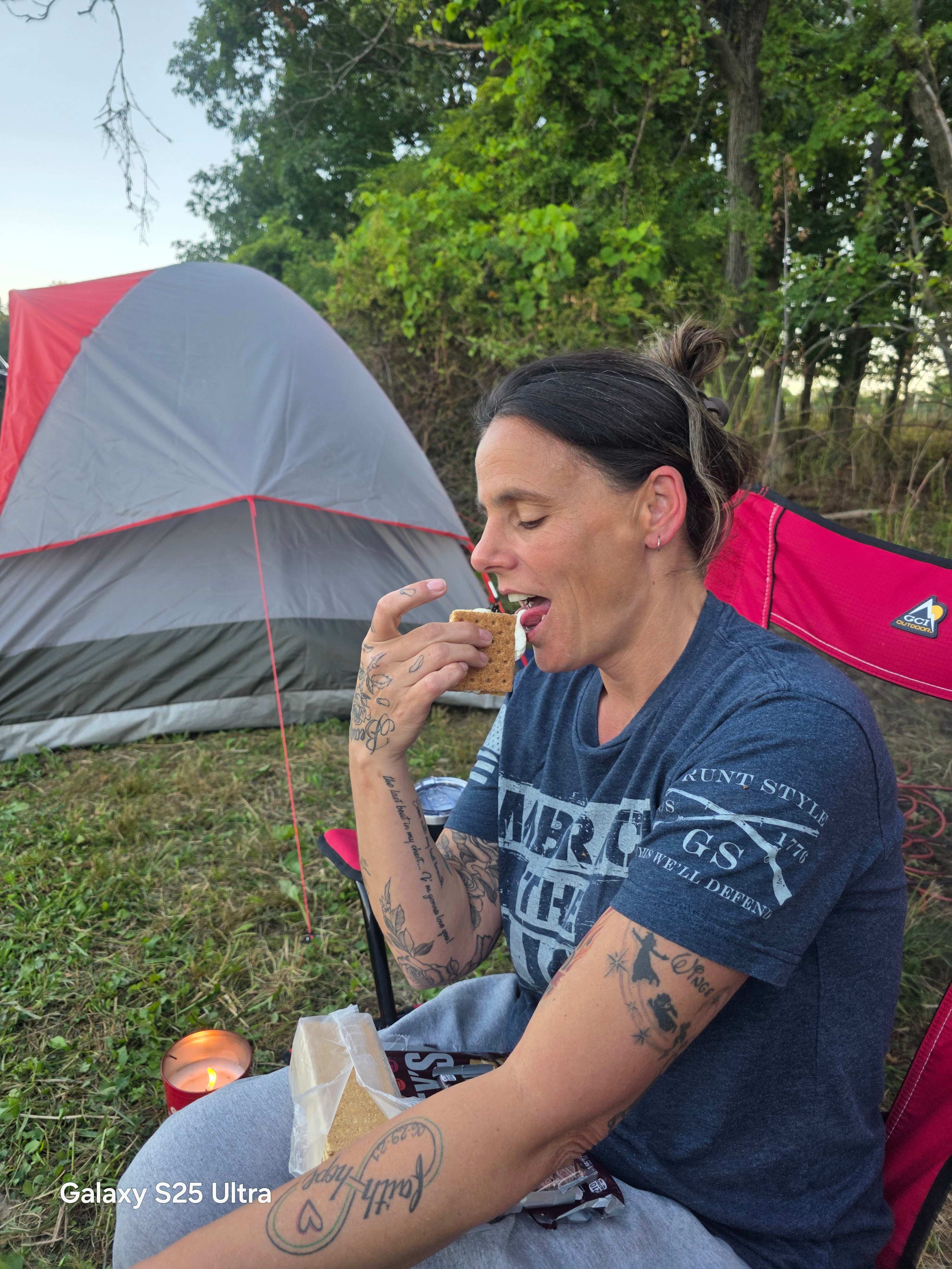 Happy birthday  to my beautiful  wife.