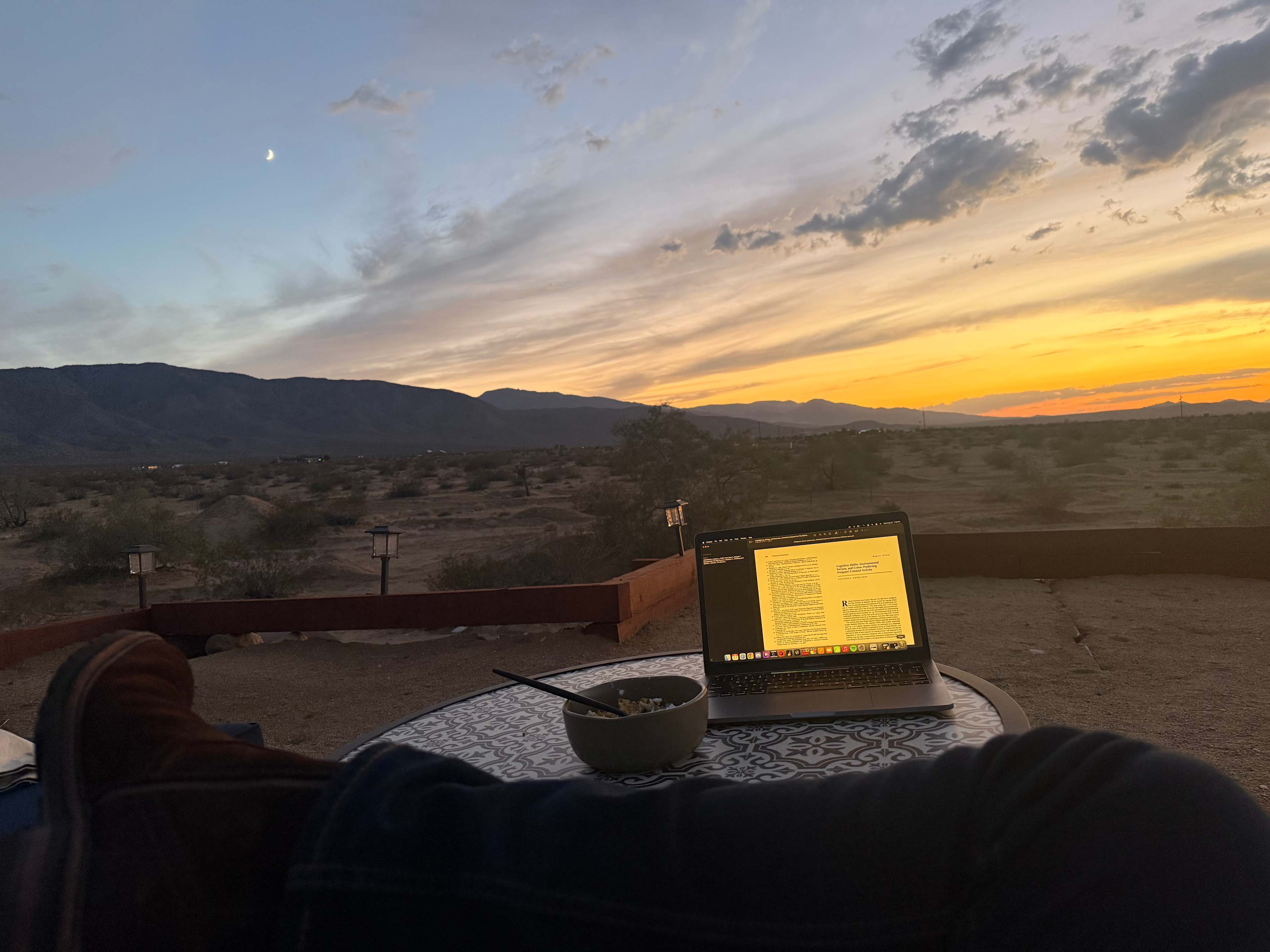 When the desert becomes your desktop background