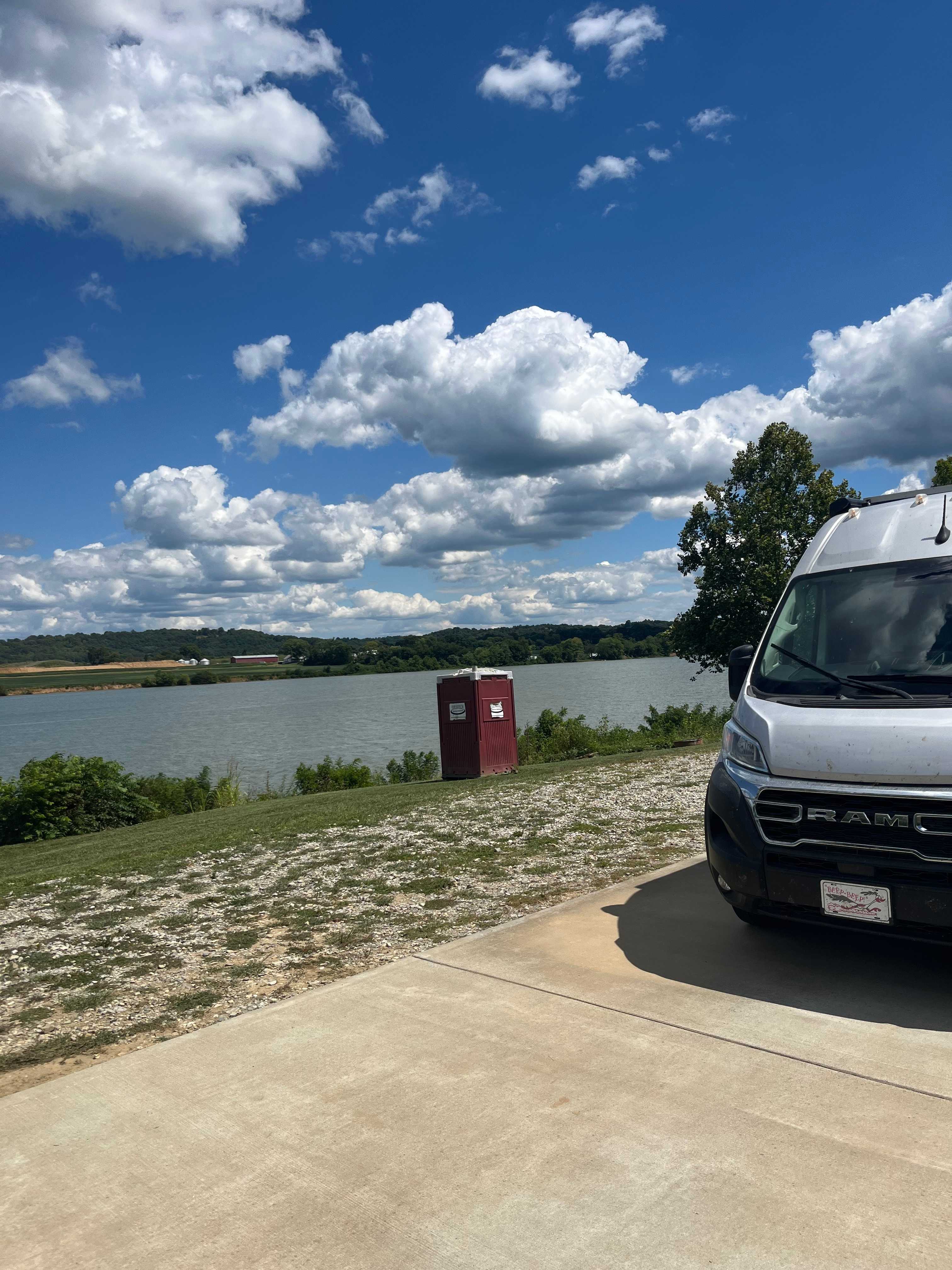 A Notch Above-RV Riverside Campsite