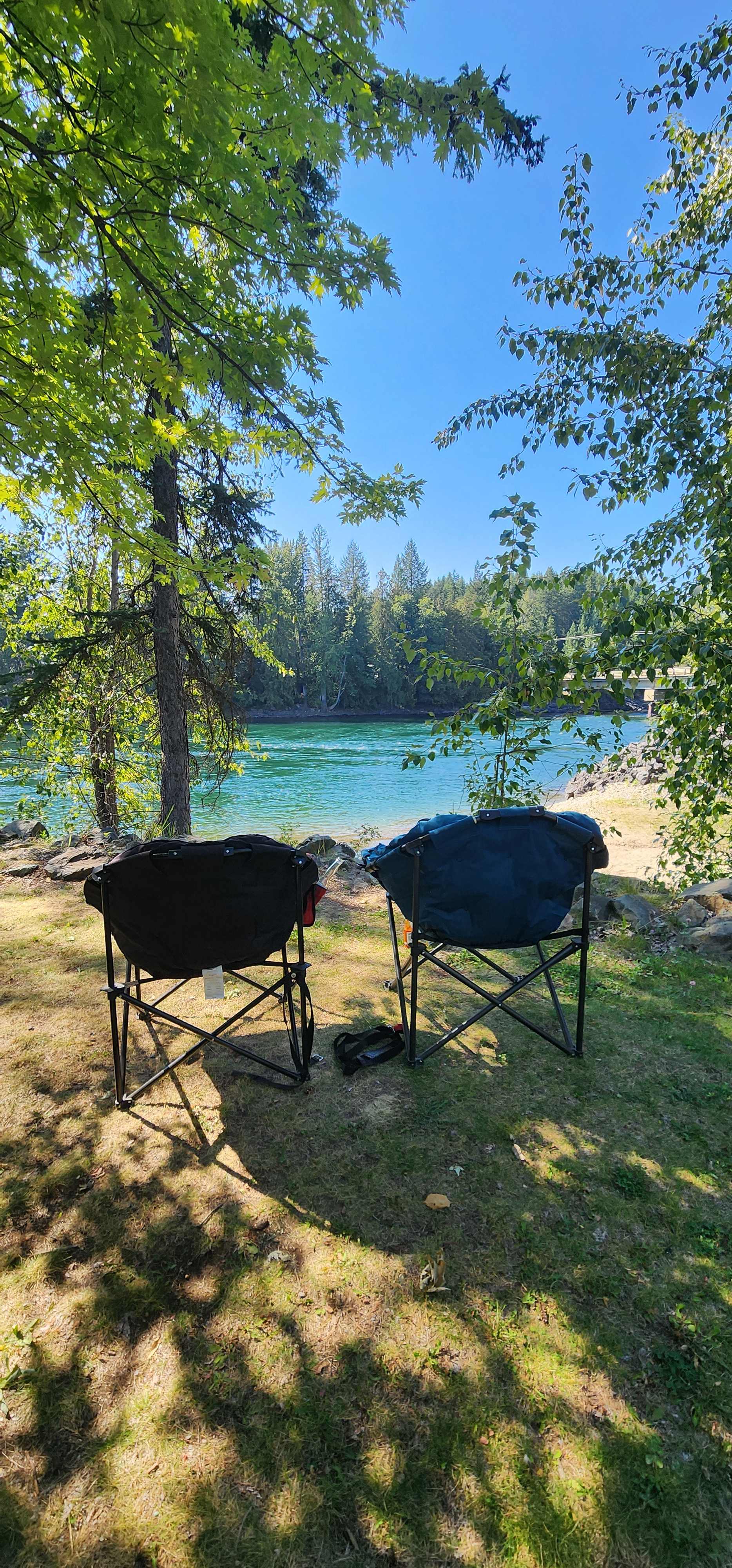 Wells Gray | River's Edge Retreat