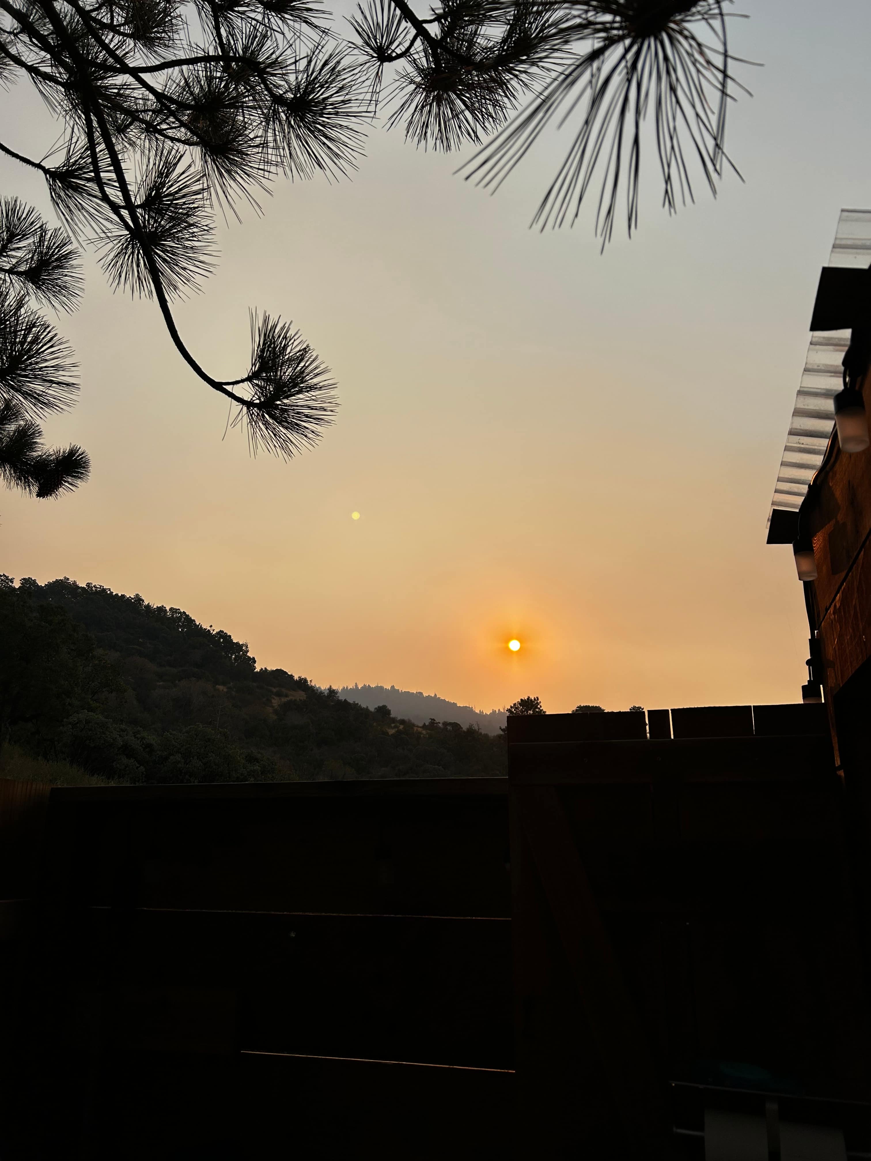 Mike And Di's Retreat- 15 min to NP