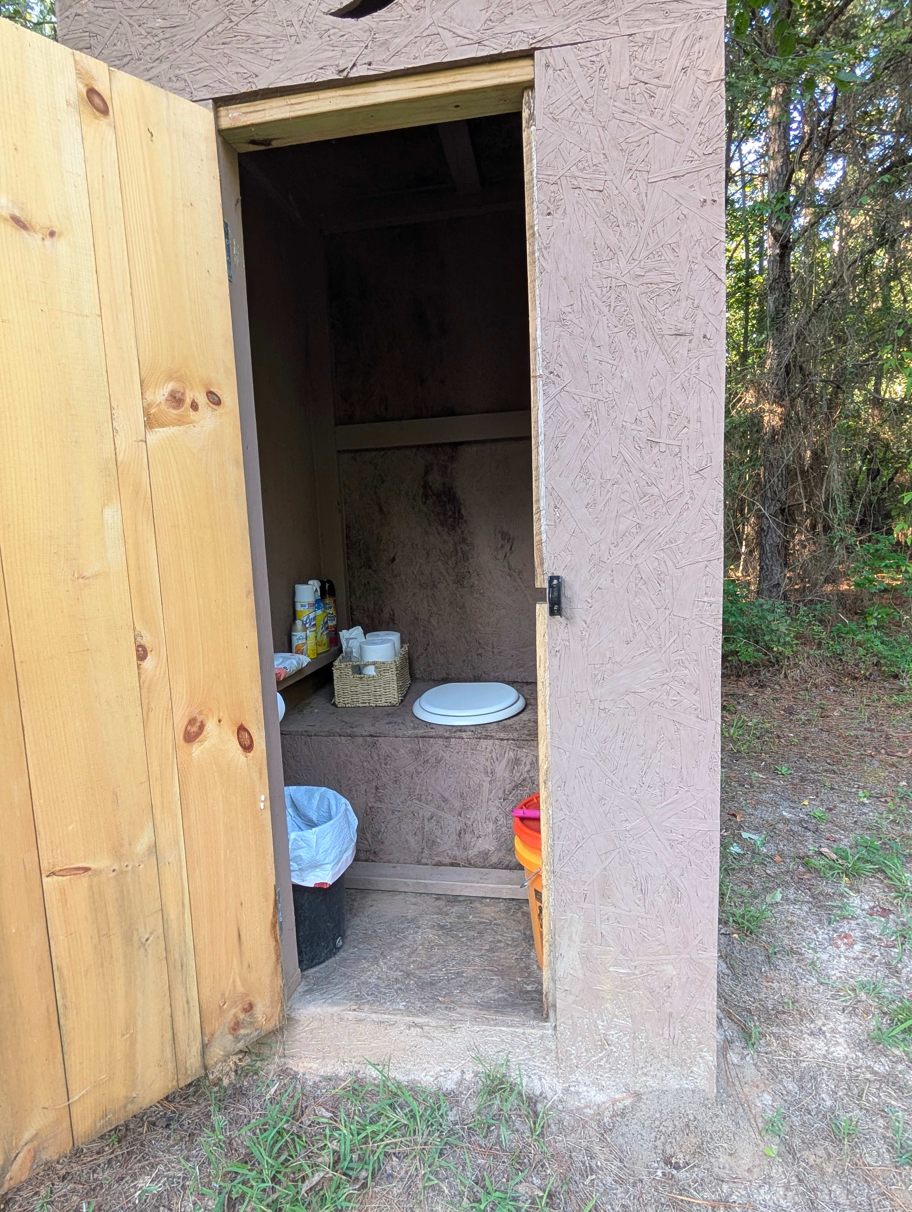 Pine And Oak Campsite