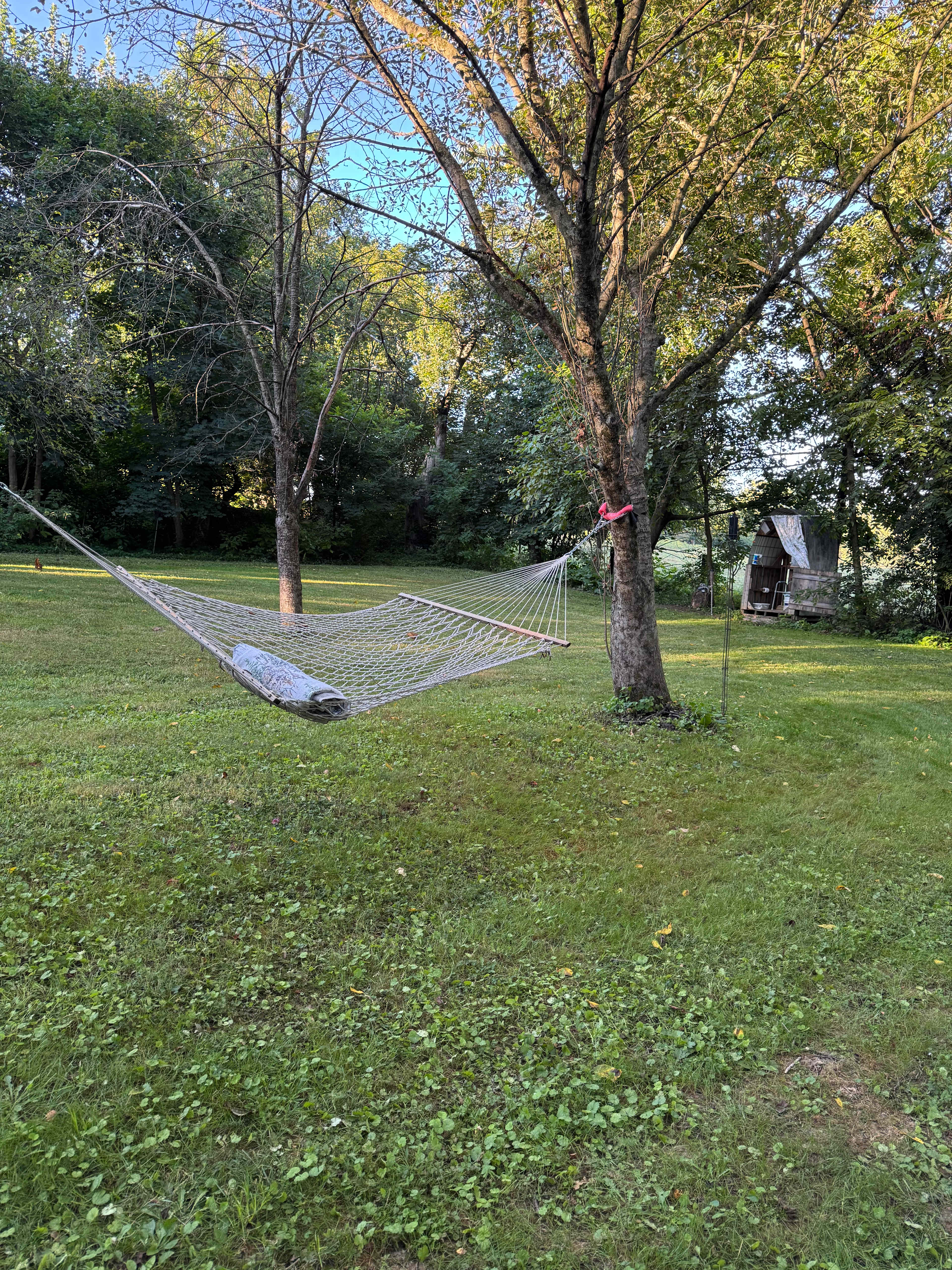 Elmlock Acres Camping on the Canal