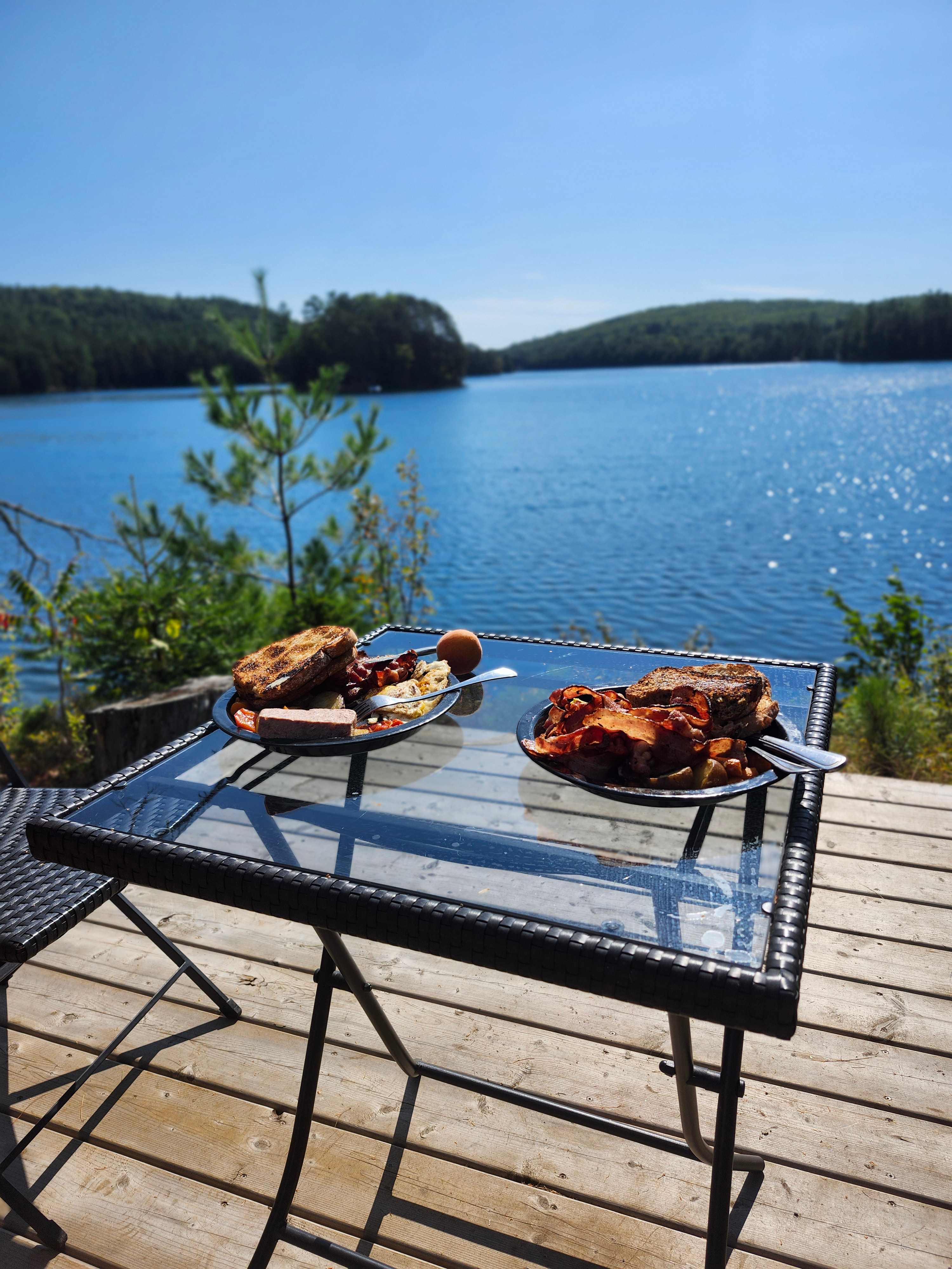 Lakefront Glamping Retreat