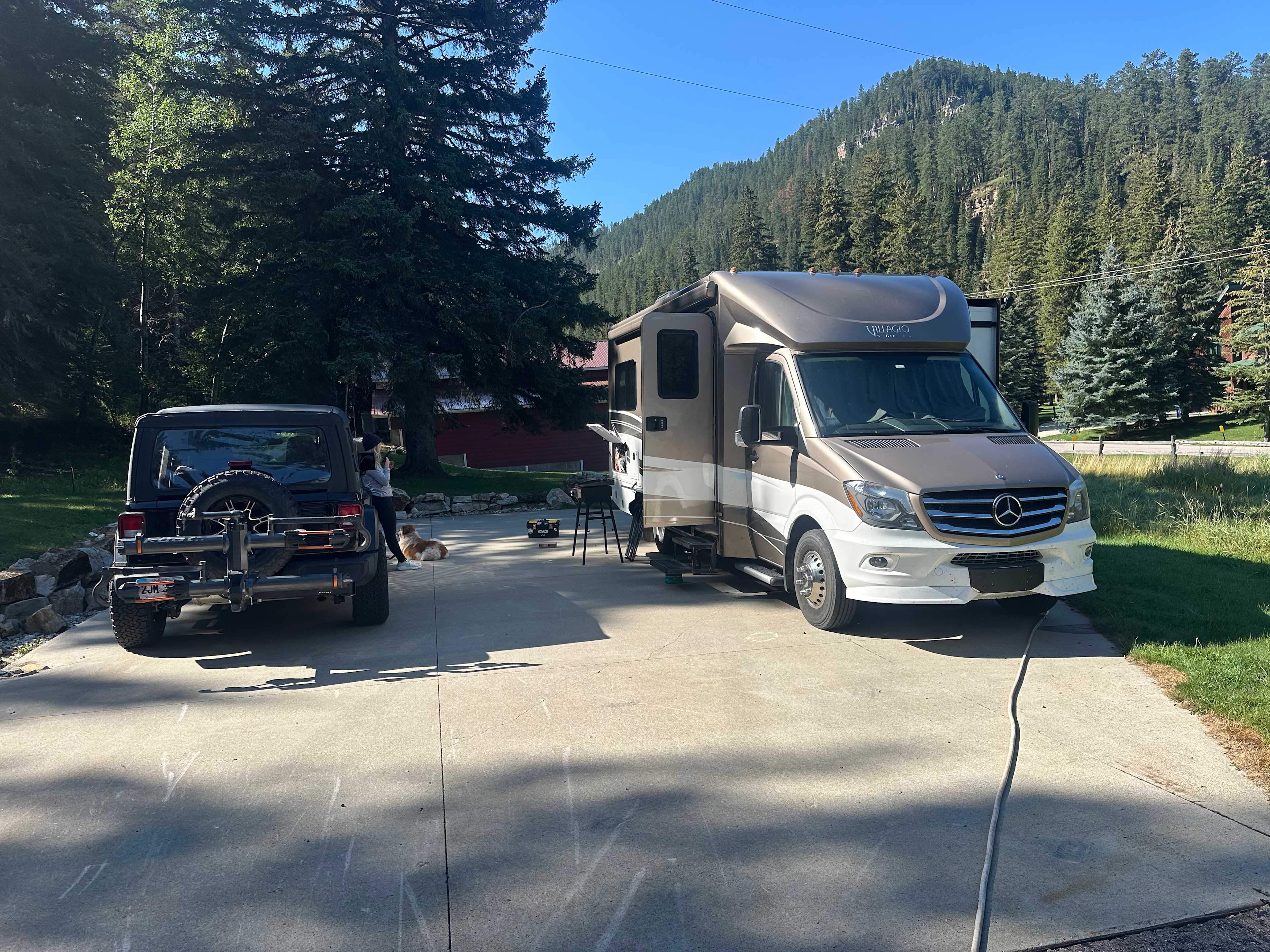 Luxury RV Canyon Retreat