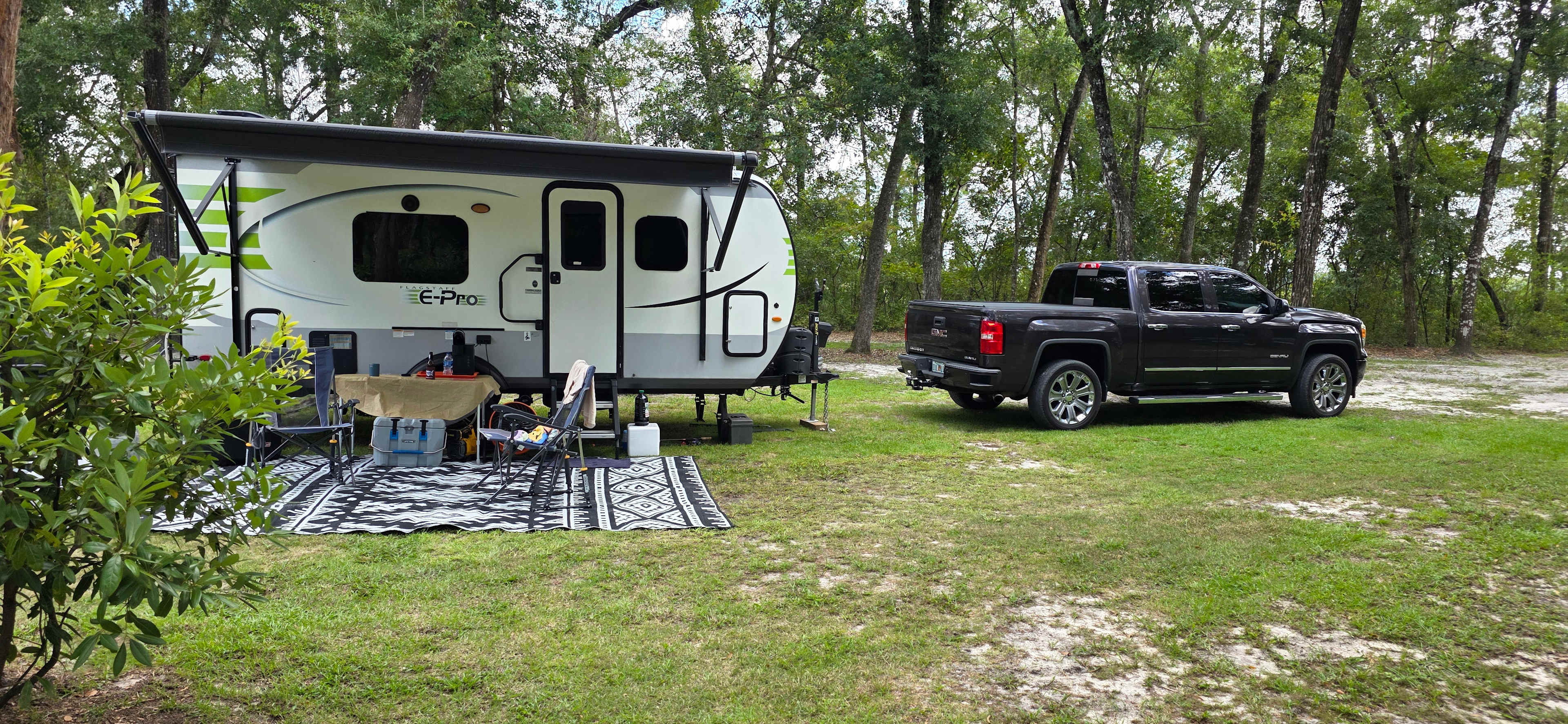 The Hatch Bend Hideaway RV Place