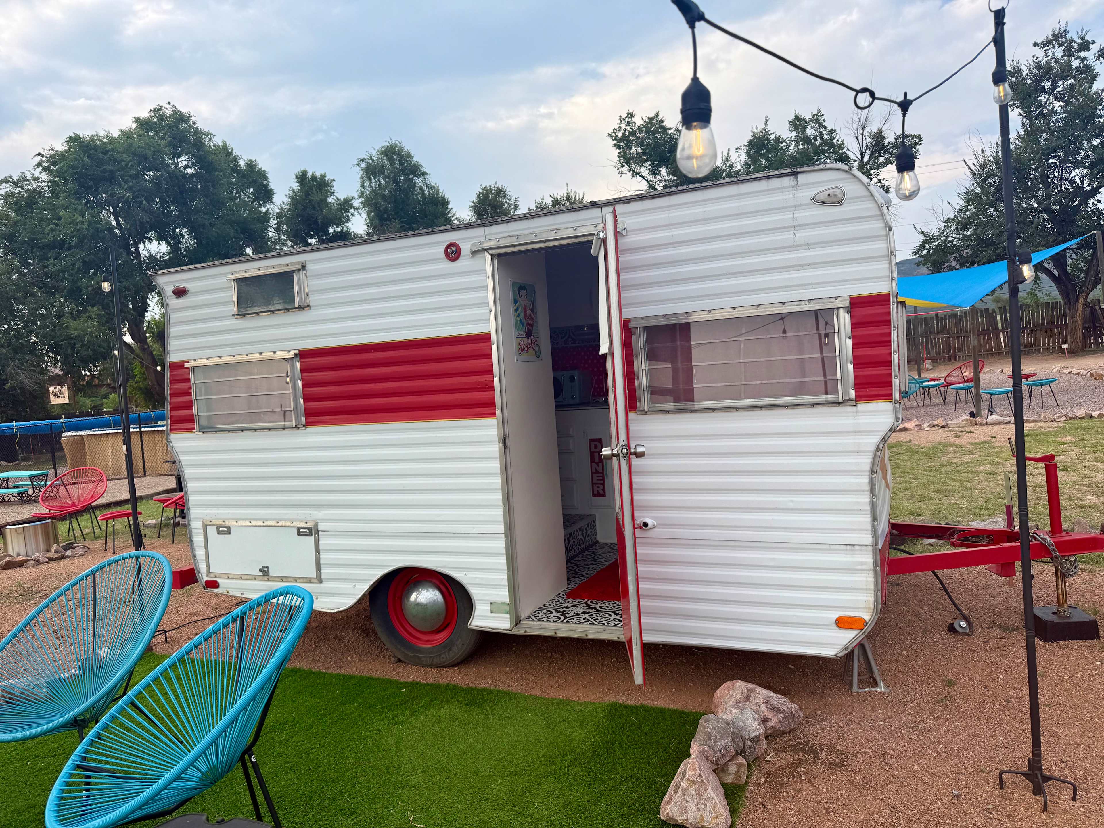 Starlite Vintage Resort