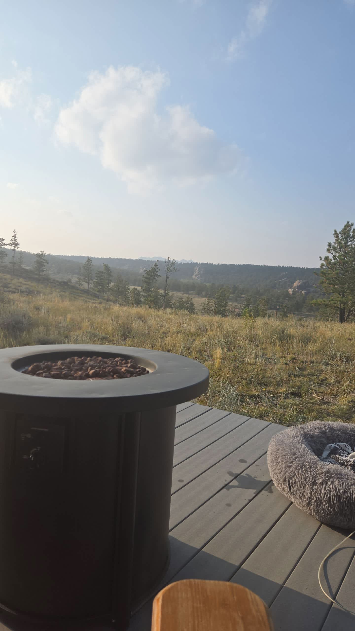 Black crow cabin view 