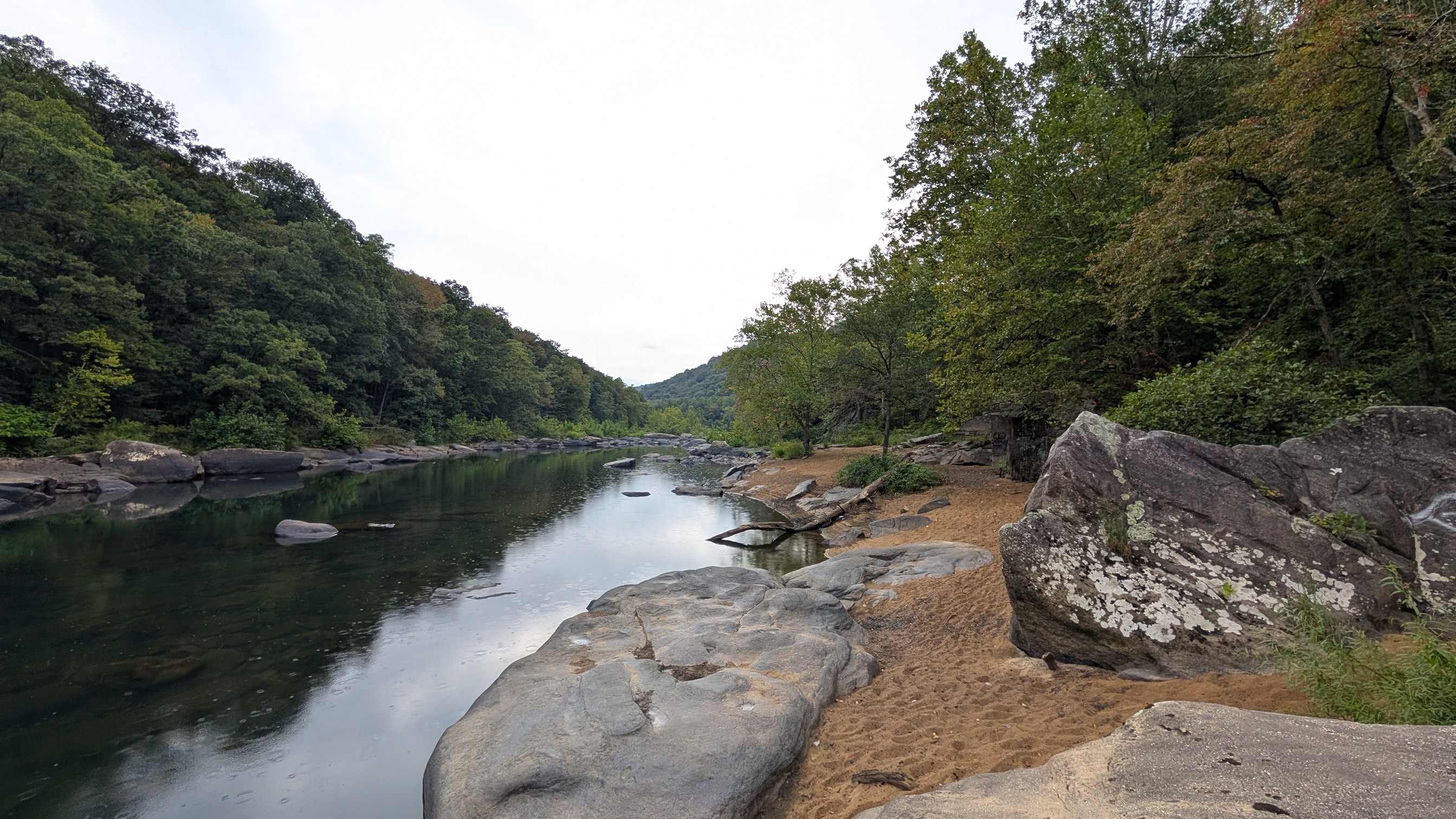 EarthSky Private Camp & Retreat