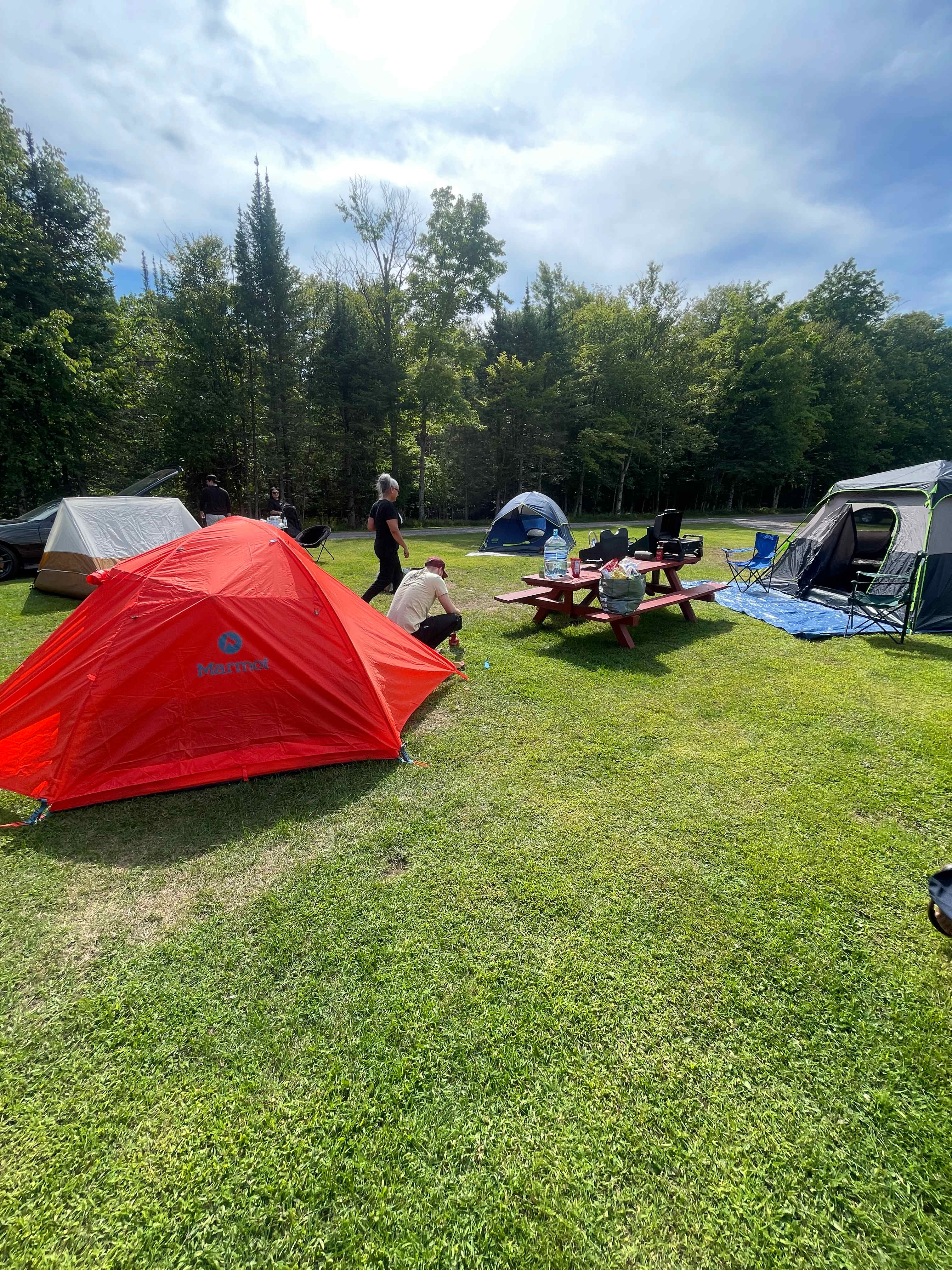 Elli's Lazy Days Resort & Campground