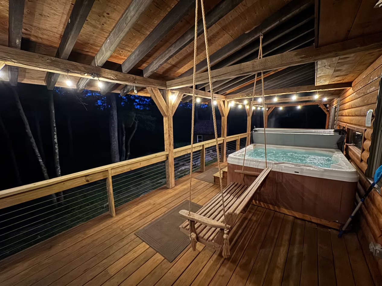 Peaceful And Private Pocono Cabin