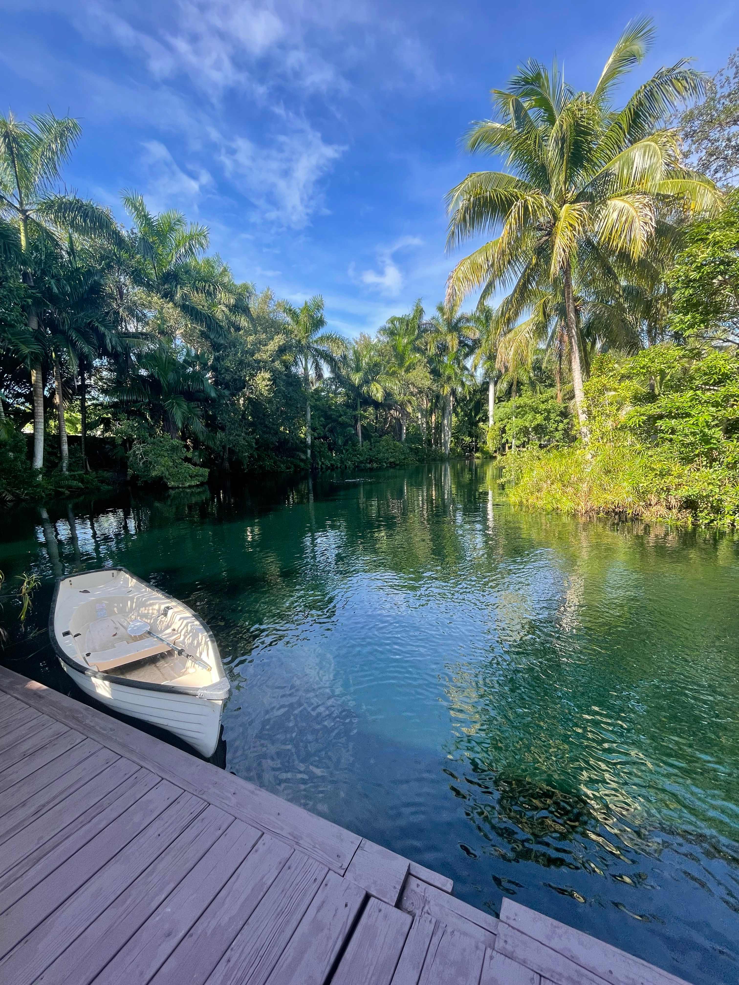 Honeys Place: Urban Camping Oasis