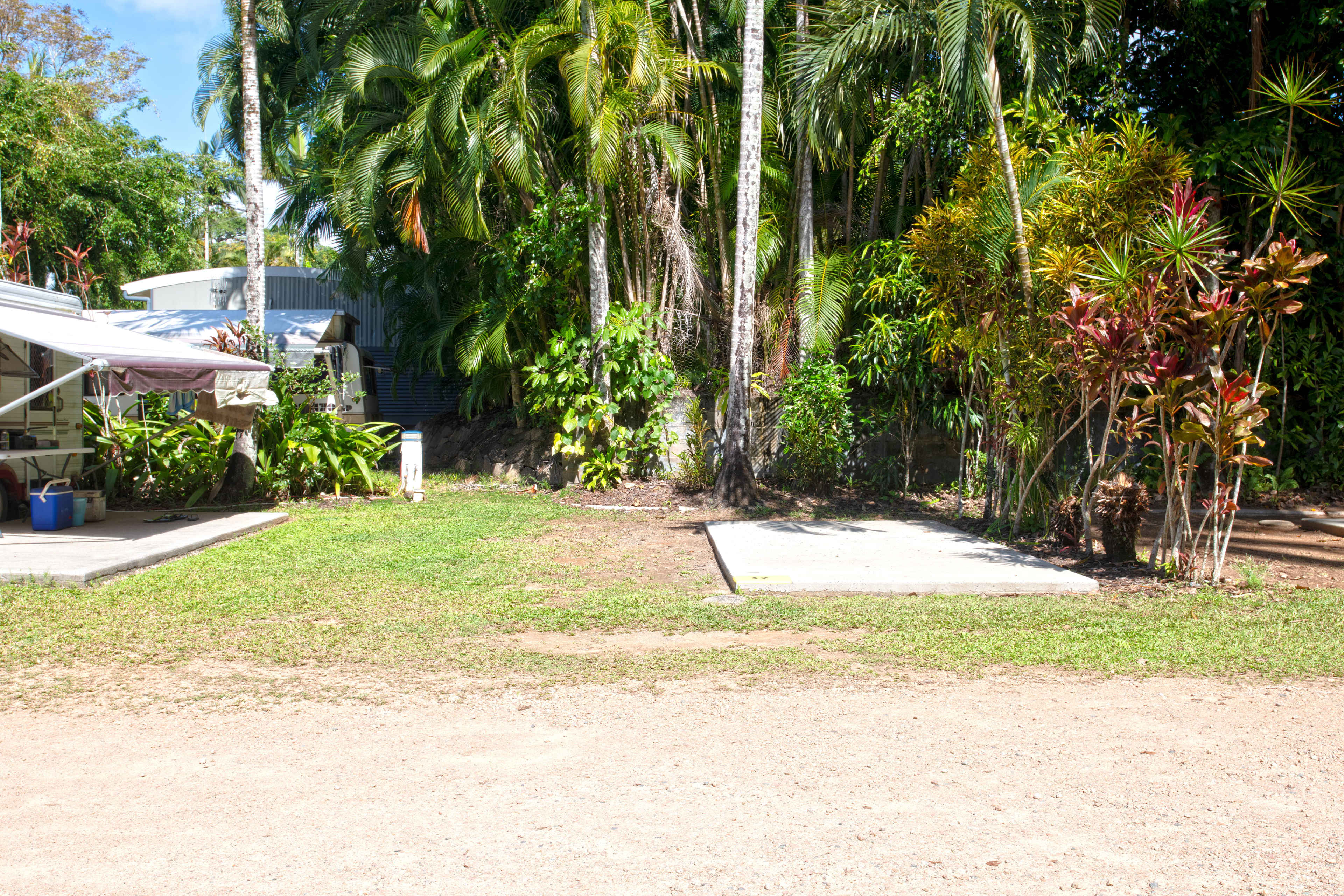 Tropical Hibiscus Caravan Park