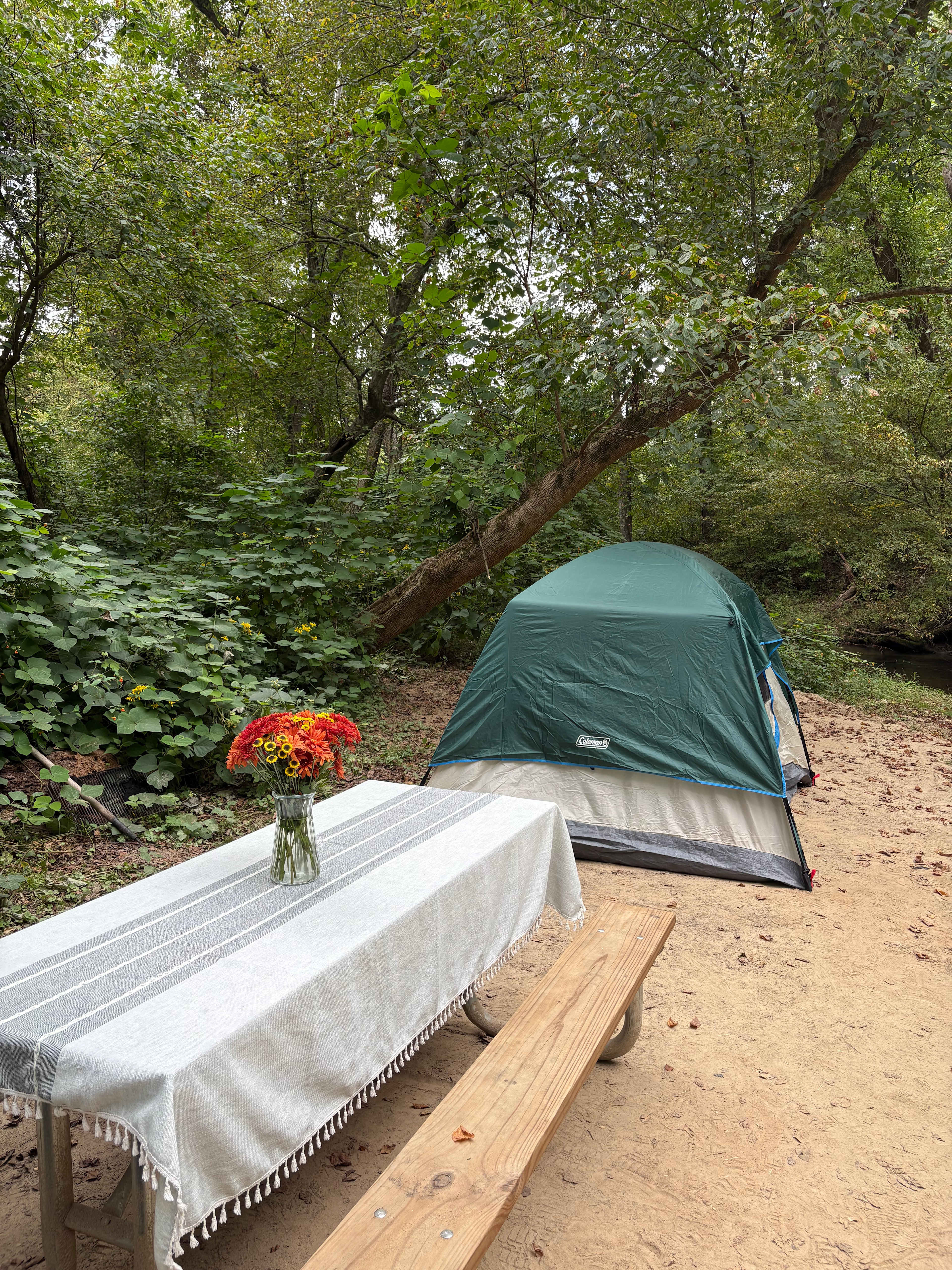 Broken Oak Riverside Getaway