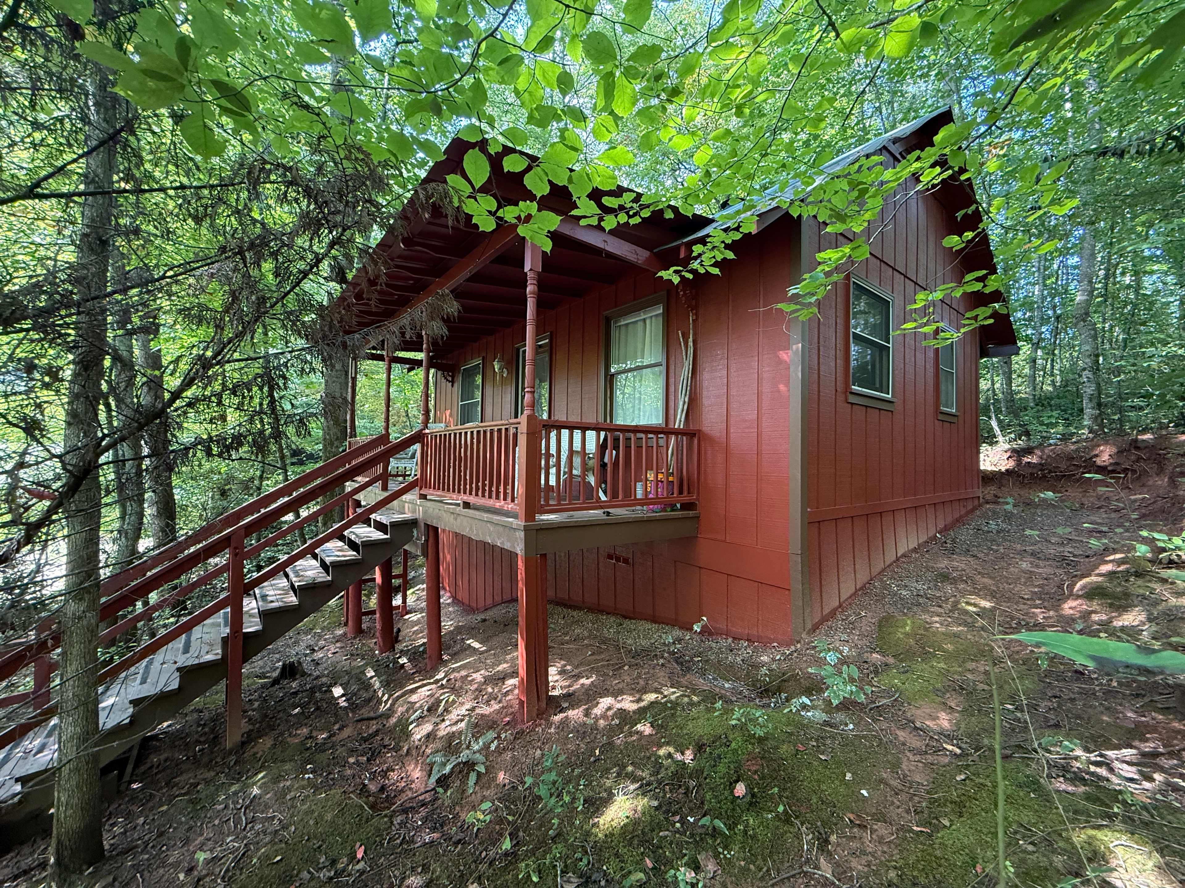 Misty Mountain Lodge & Cabin