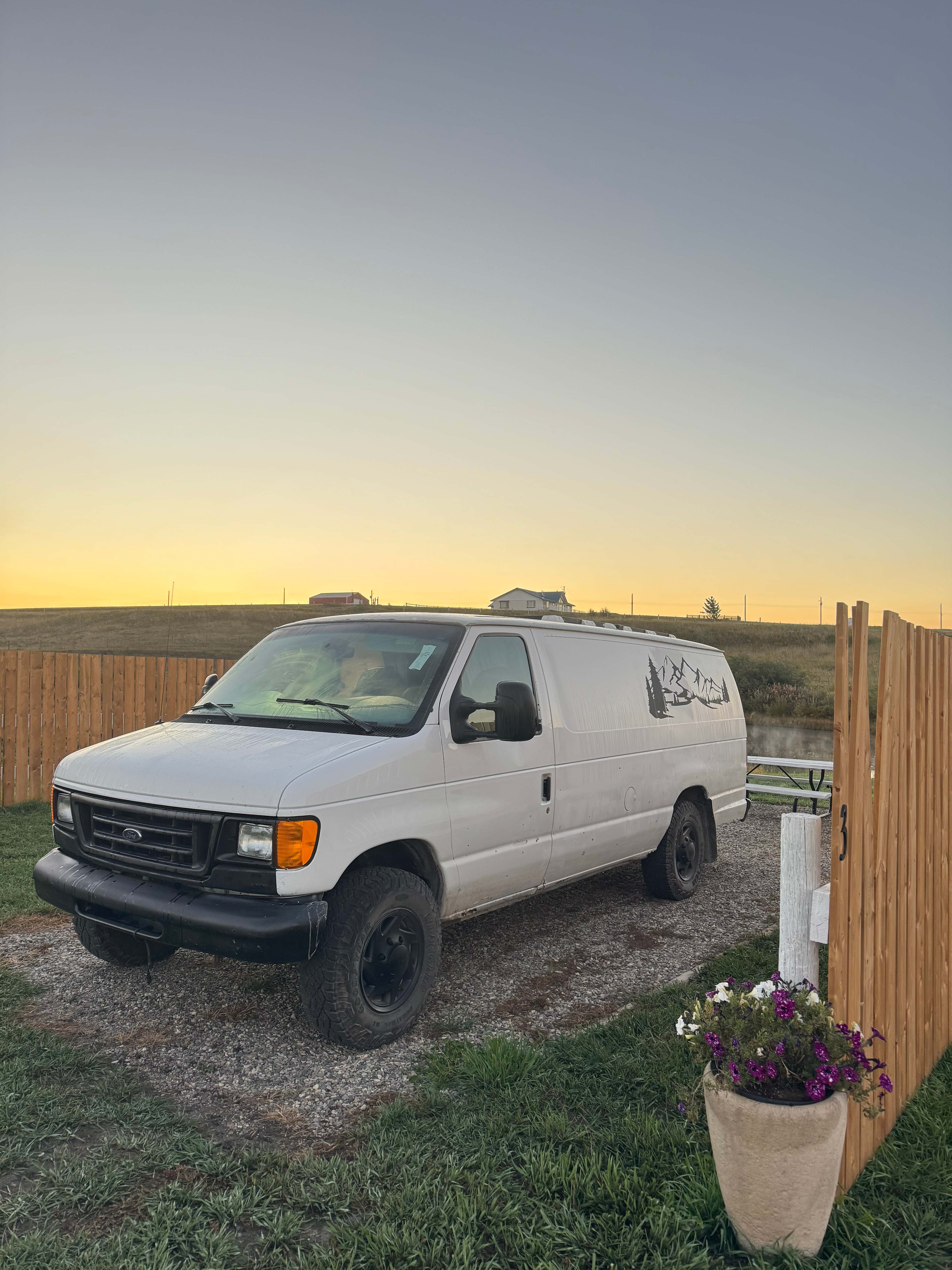 The Mariposa Glamping/Camping