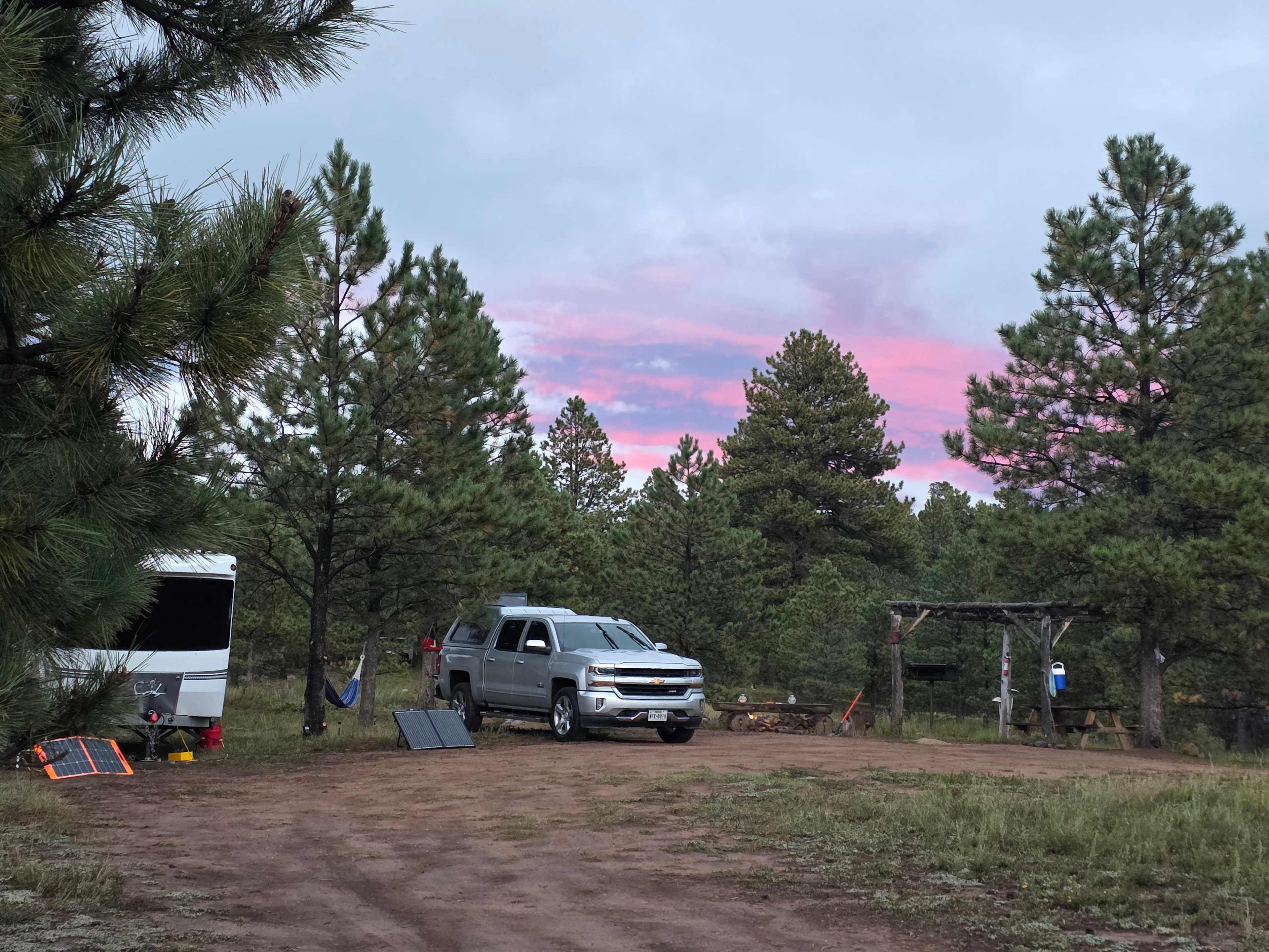 Enchanted Circle Campground (E<<)