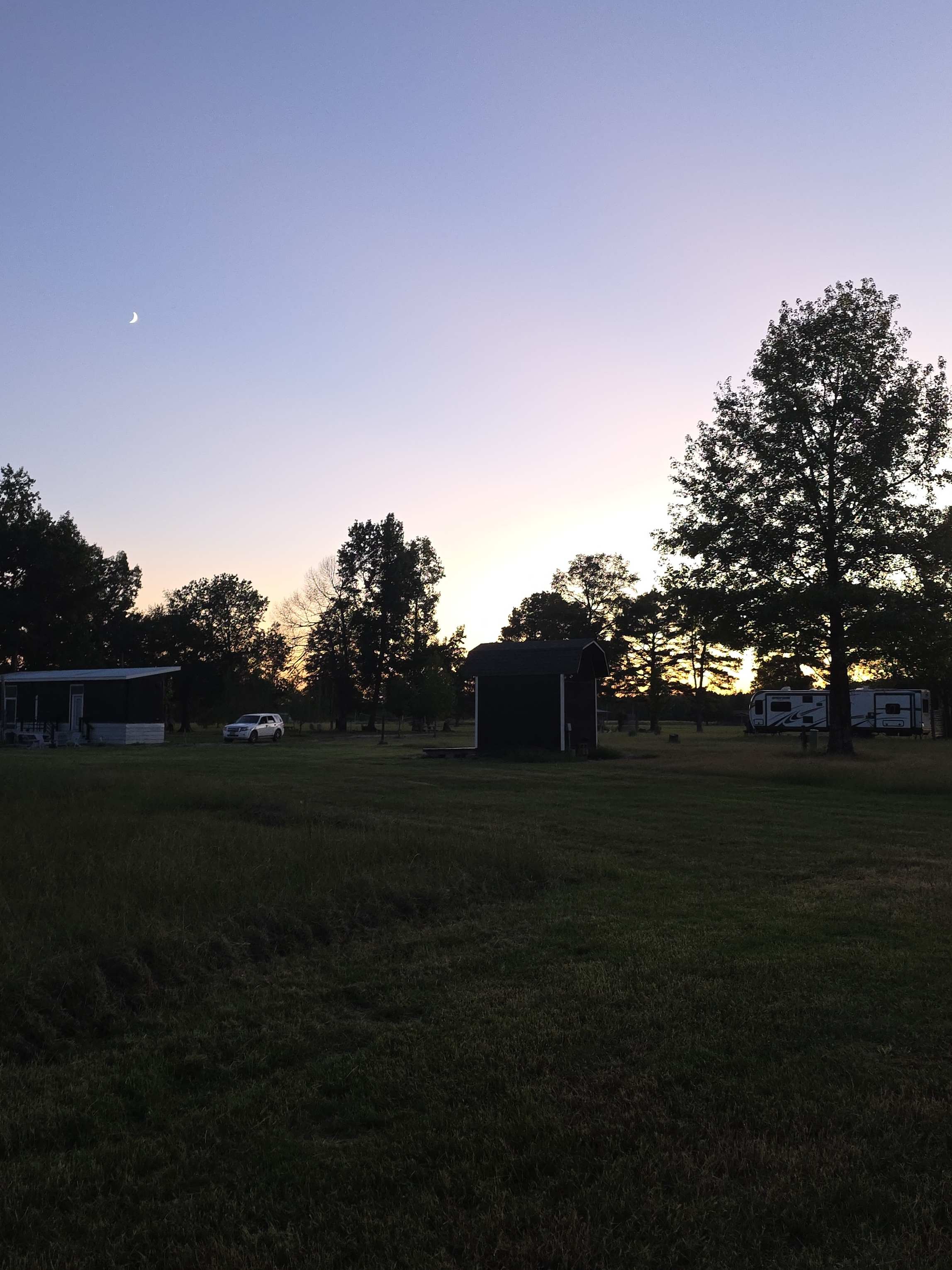 Cute little bathroom for campers to enjoy thats kept nice and toasty